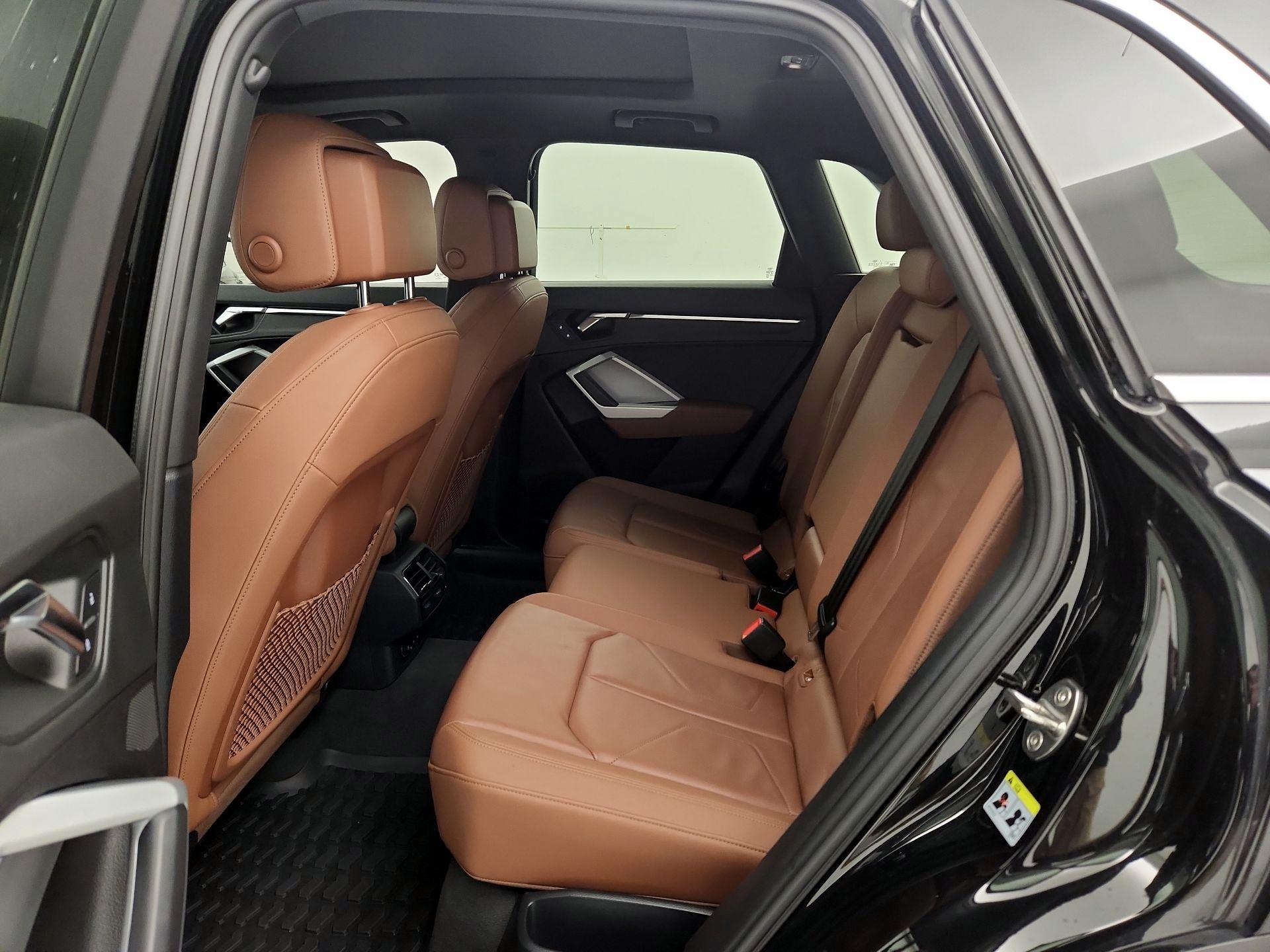 Thumbnail: 2022 Audi Q3 - 20