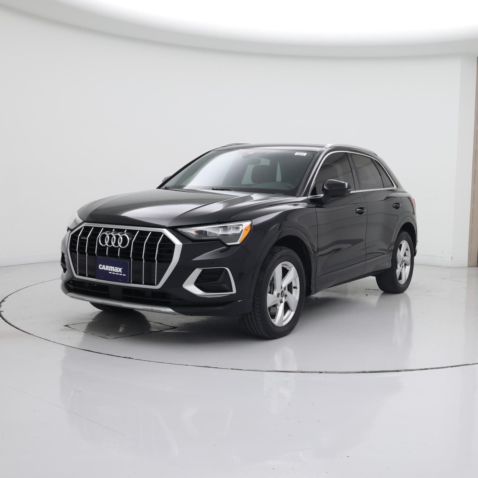 Thumbnail: 2022 Audi Q3 - 4