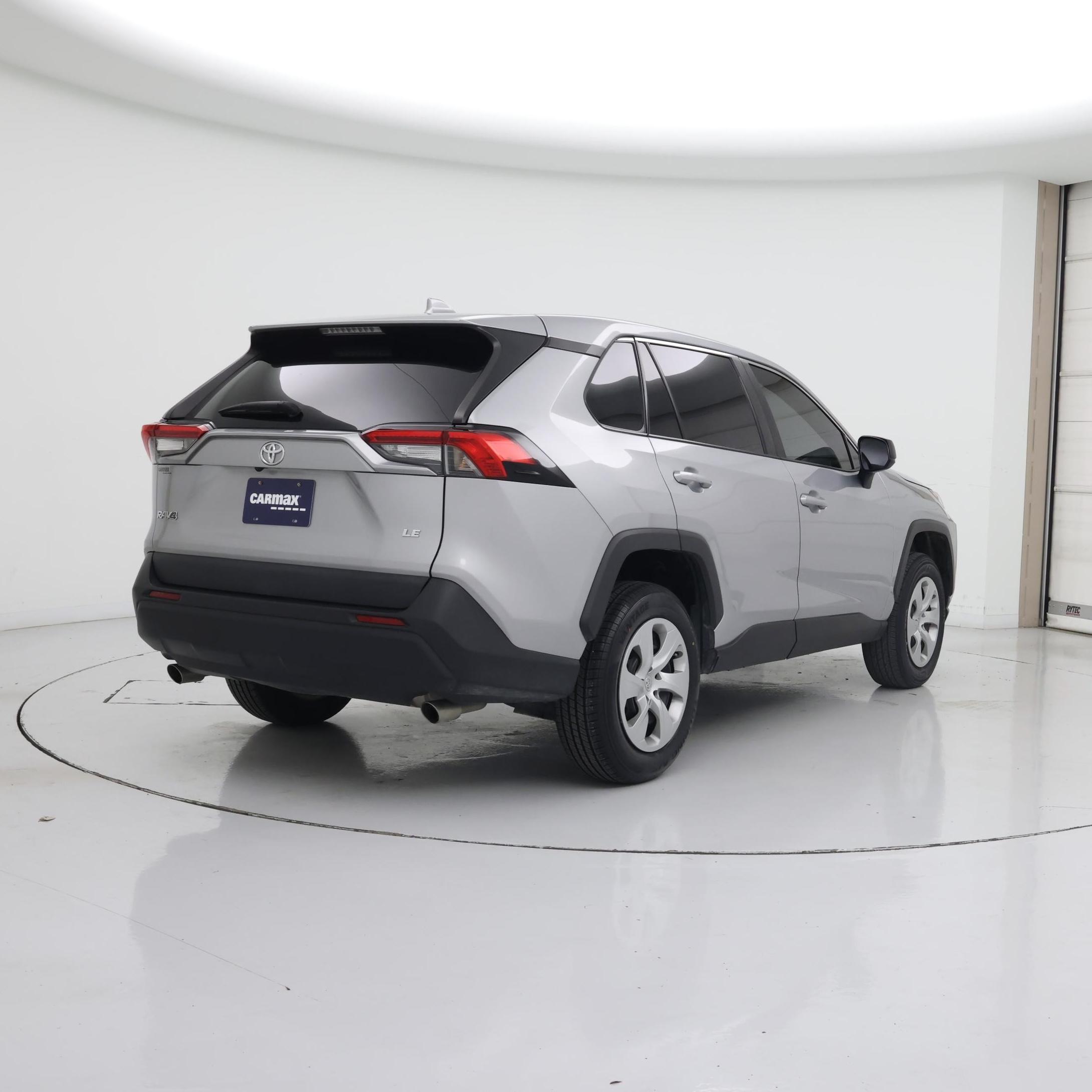 Thumbnail: 2022 Toyota RAV4 - 8