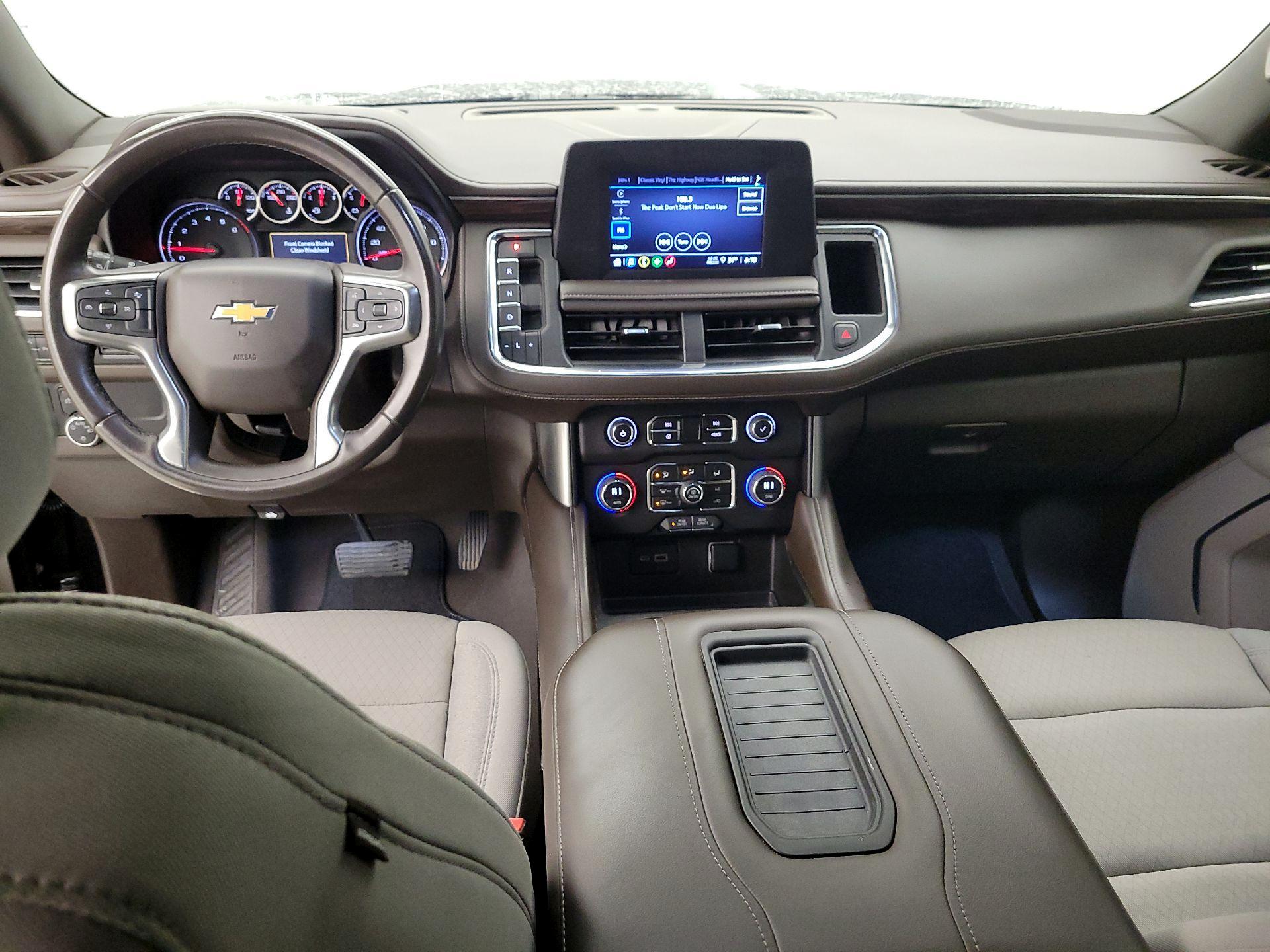 Thumbnail: 2022 Chevrolet Suburban - 9