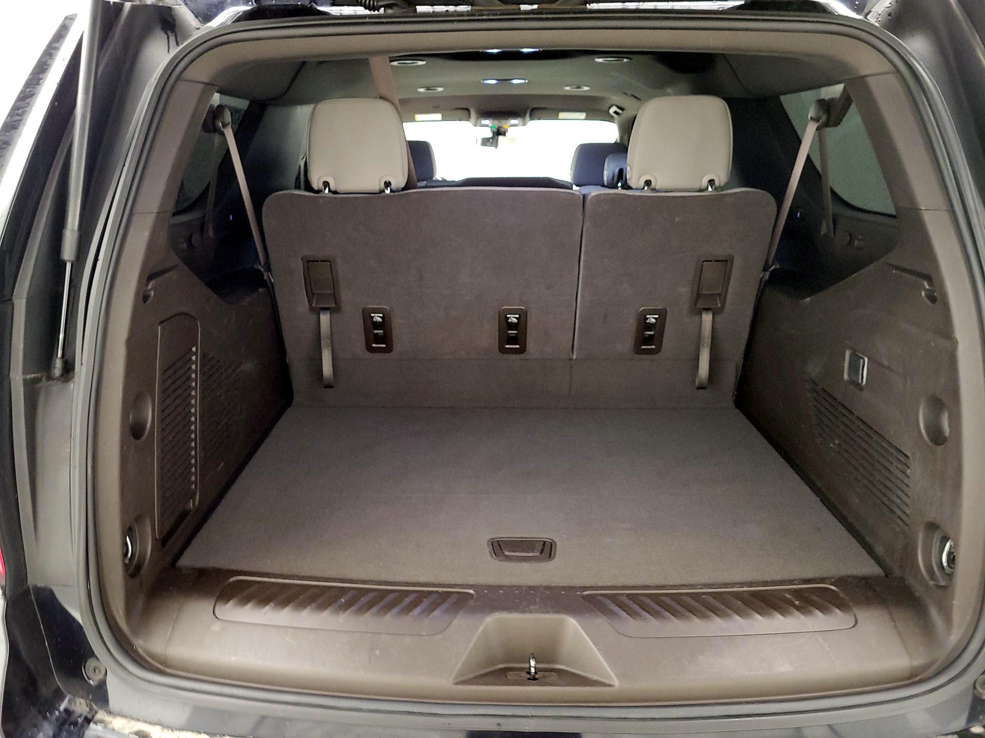 Thumbnail: 2022 Chevrolet Suburban - 20