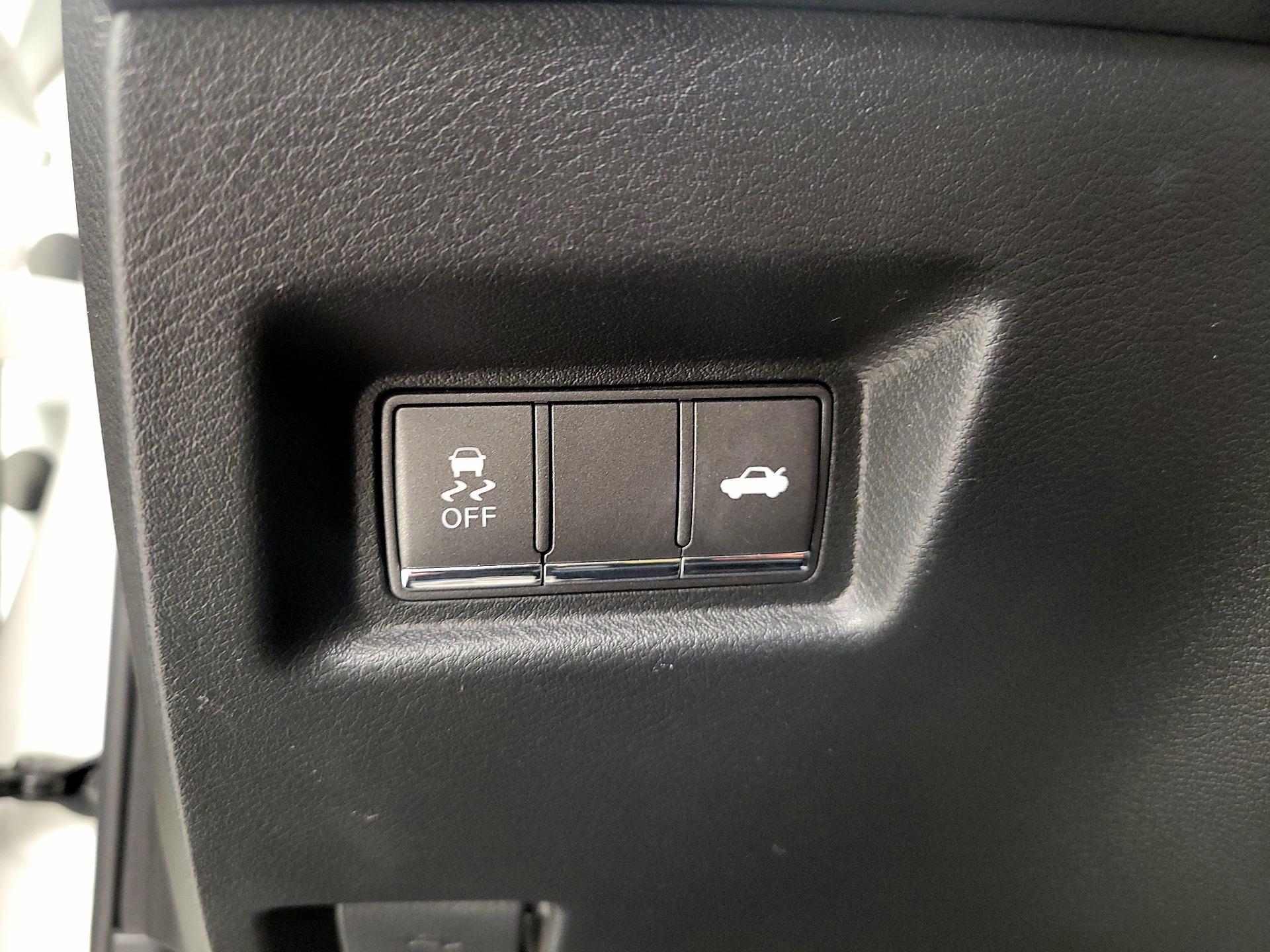 Thumbnail: 2021 INFINITI Q60 - 13