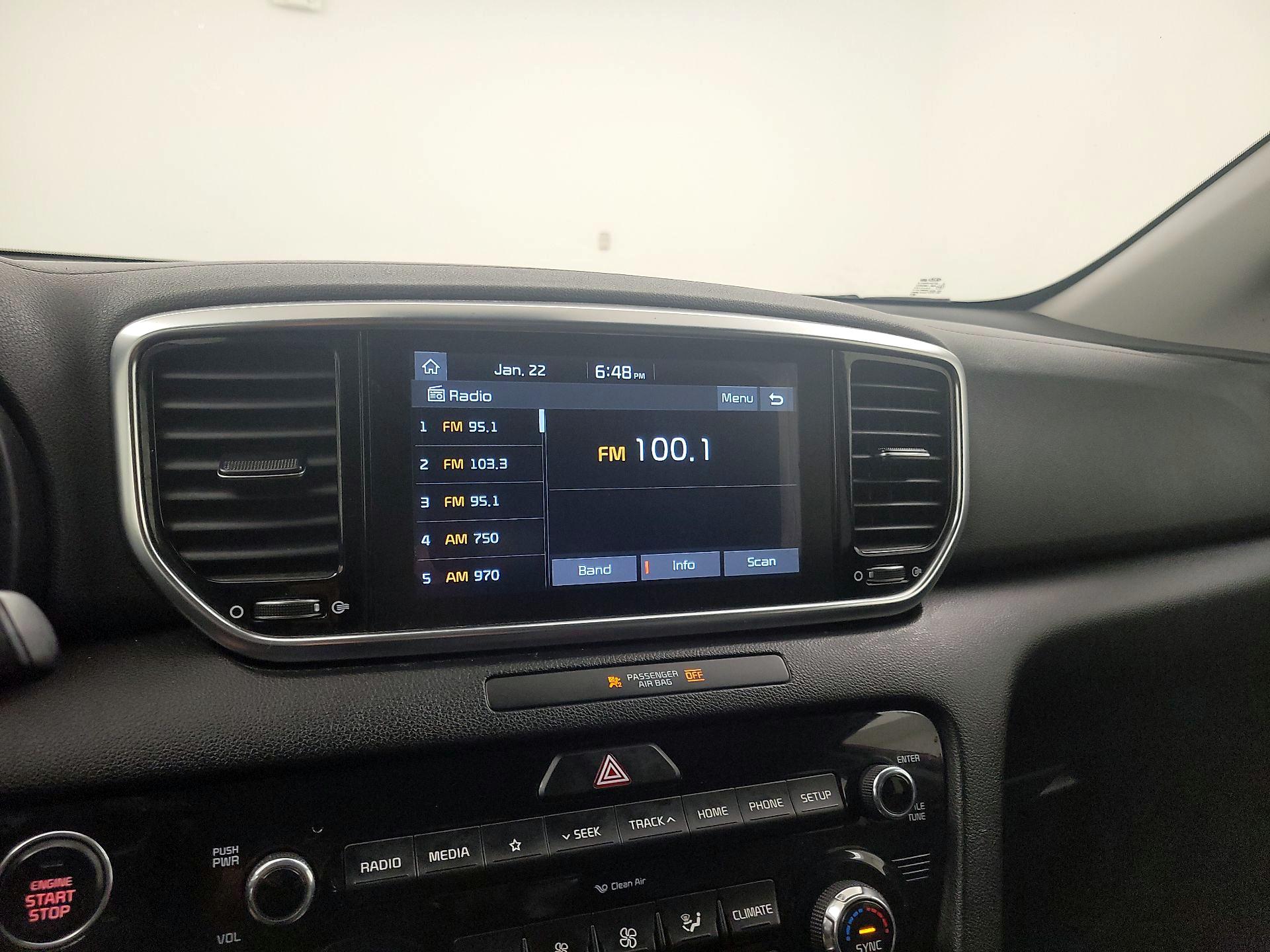 Thumbnail: 2020 Kia Sportage - 15