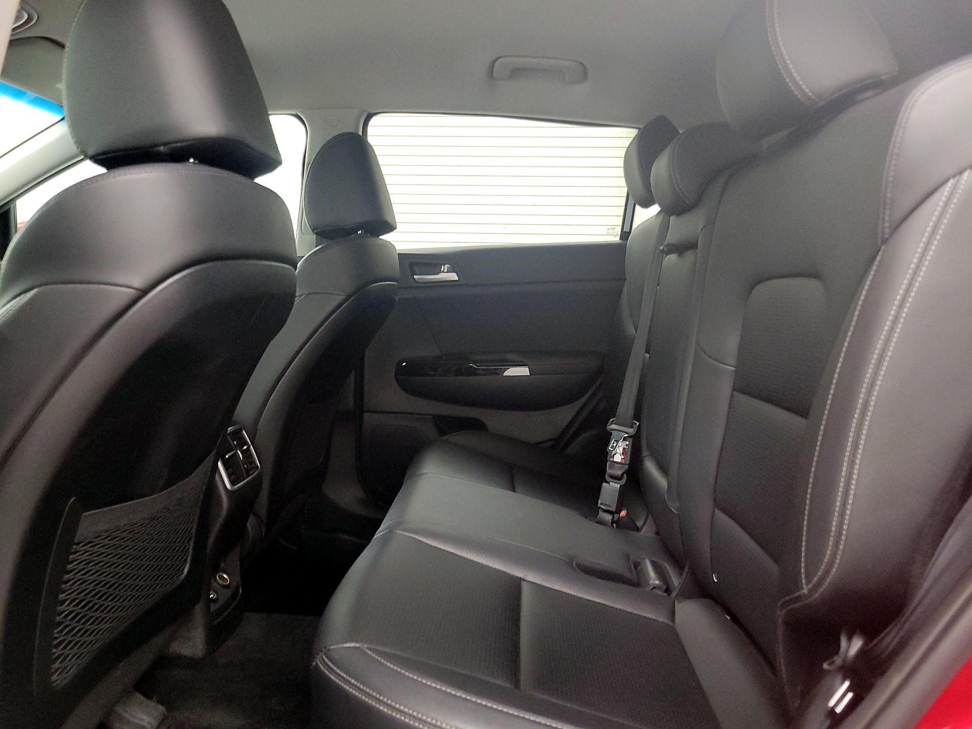 Thumbnail: 2020 Kia Sportage - 19