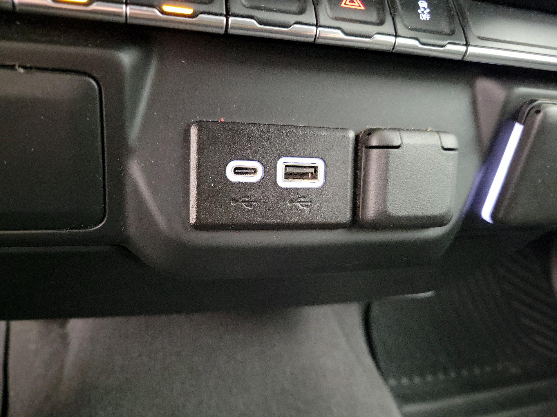 Thumbnail: 2024 Chevrolet Silverado 1500 - 18