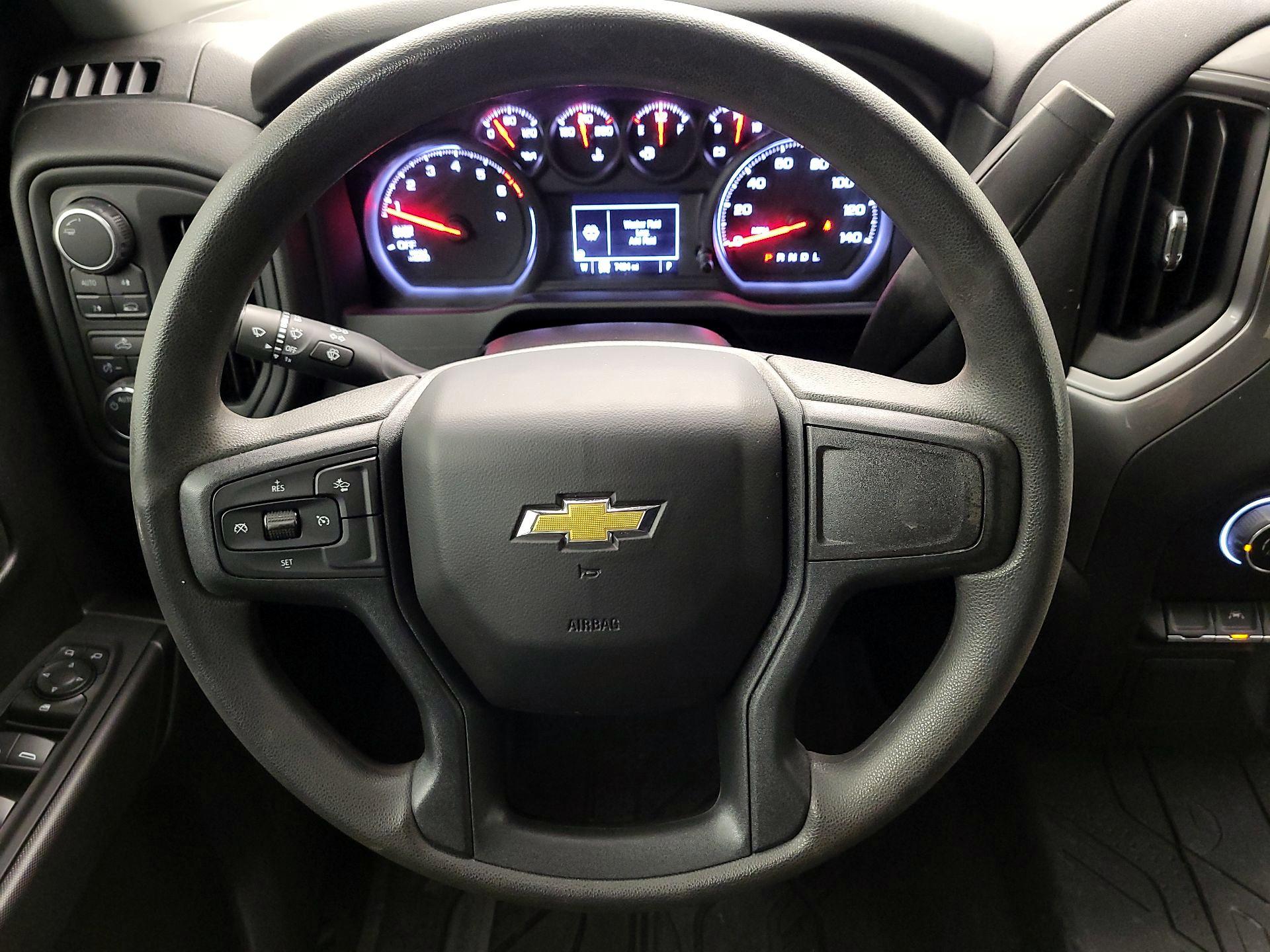 Thumbnail: 2024 Chevrolet Silverado 1500 - 10