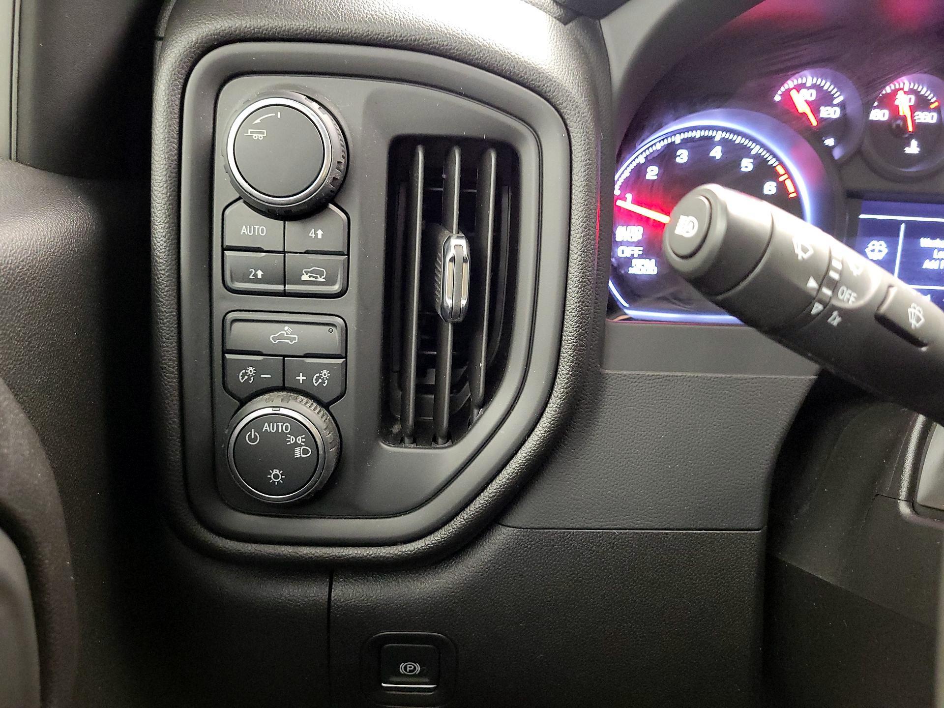 Thumbnail: 2024 Chevrolet Silverado 1500 - 13