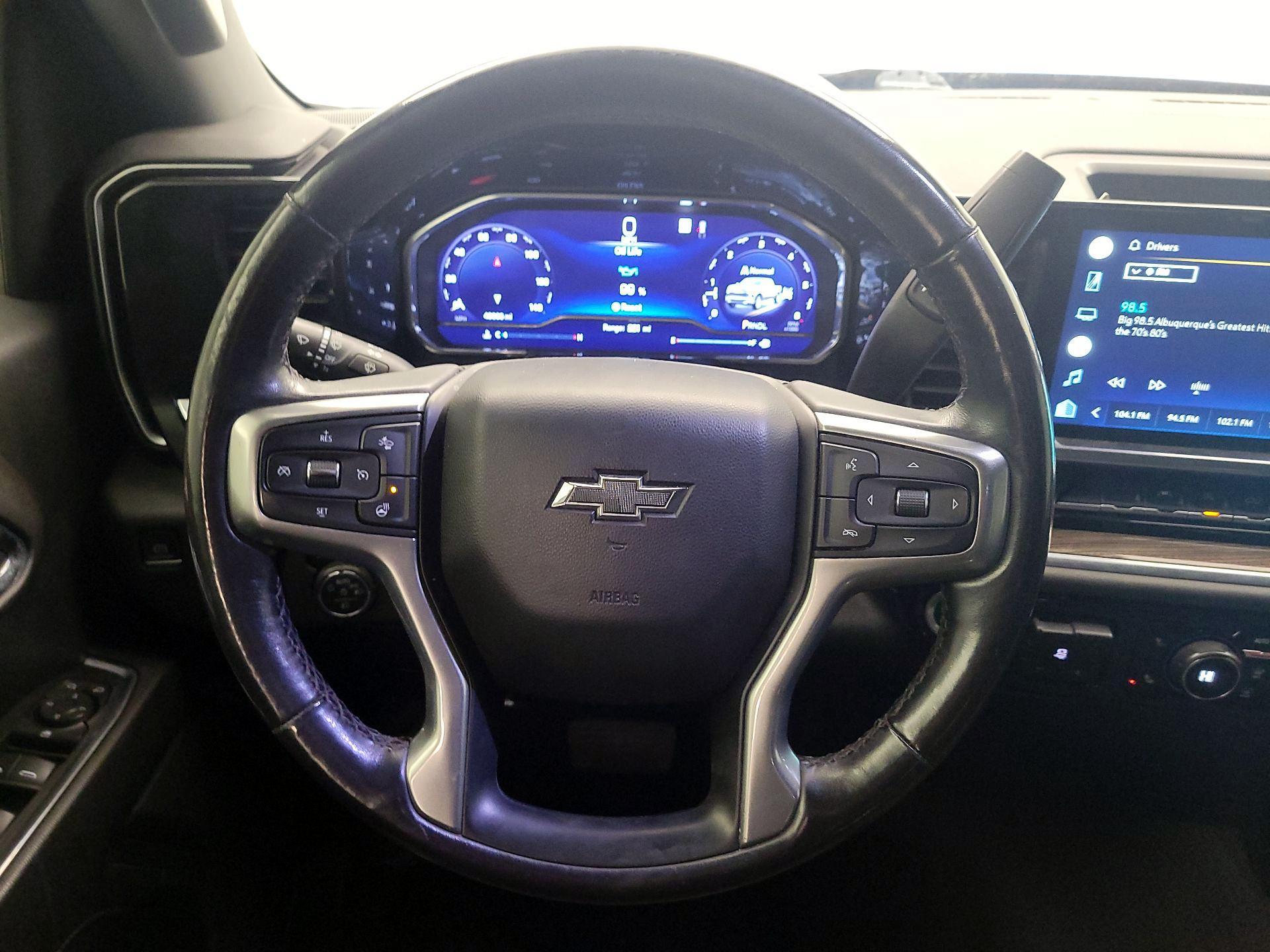 Thumbnail: 2022 Chevrolet Silverado 1500 - 10