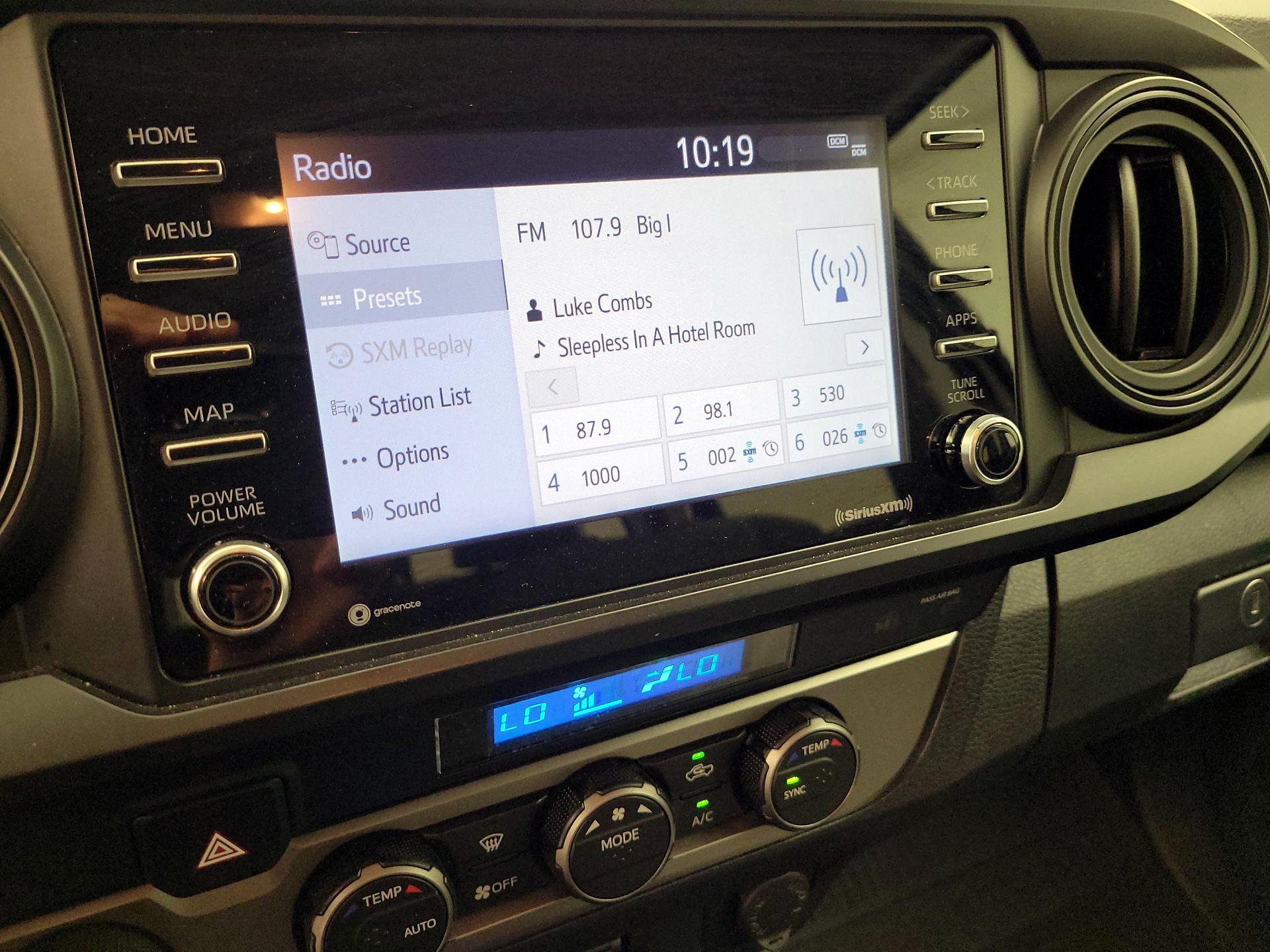 Thumbnail: 2023 Toyota Tacoma - 15