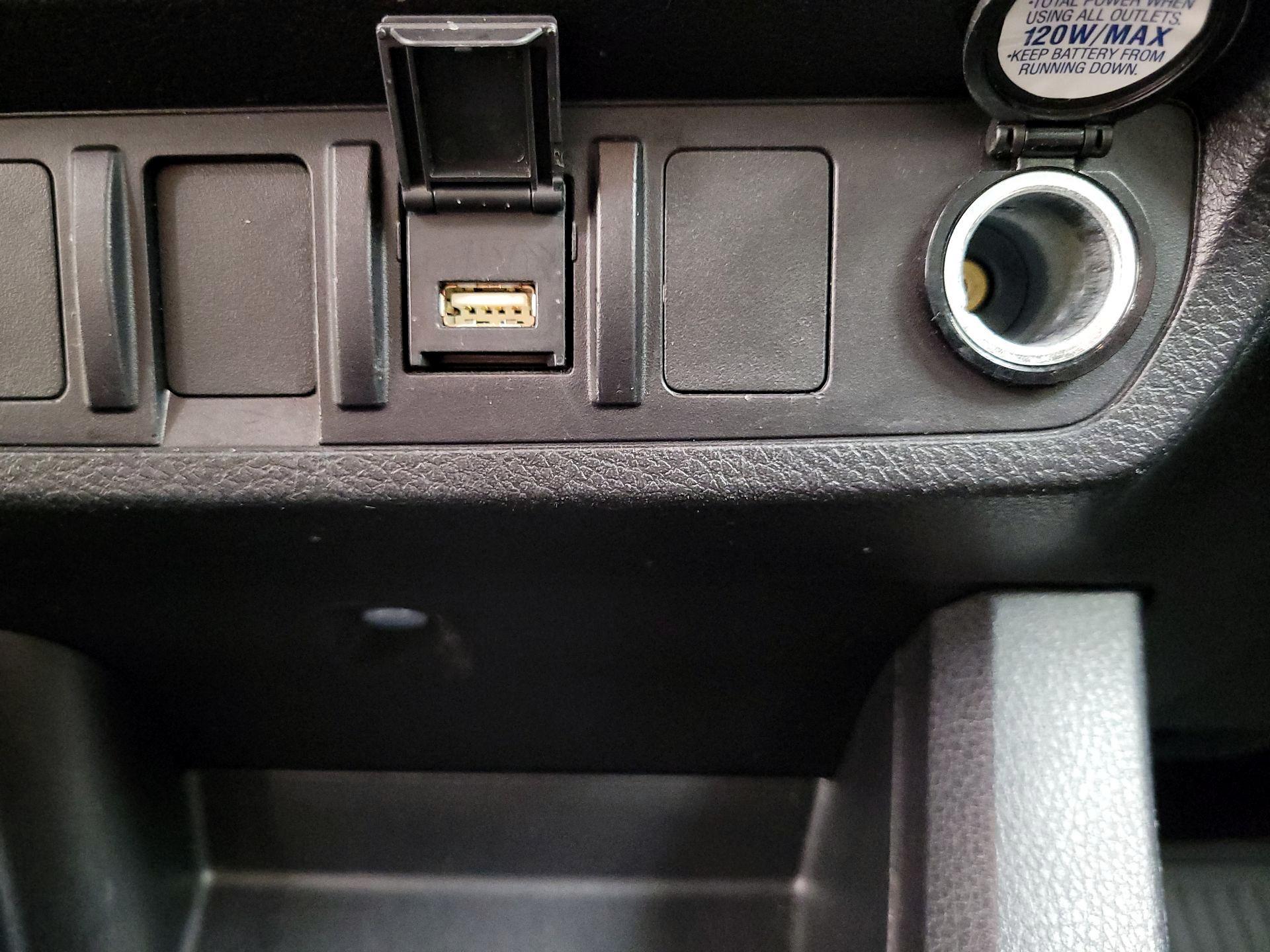 Thumbnail: 2023 Toyota Tacoma - 18