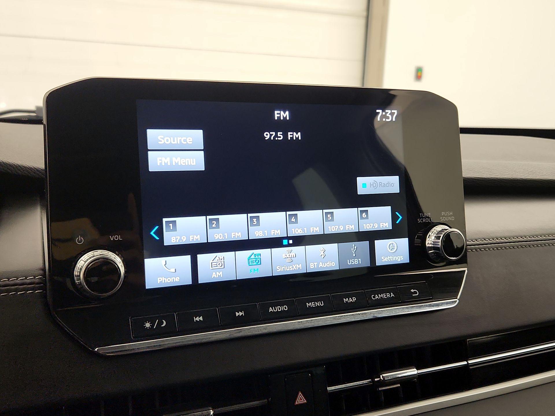 Thumbnail: 2022 Mitsubishi Outlander - 16