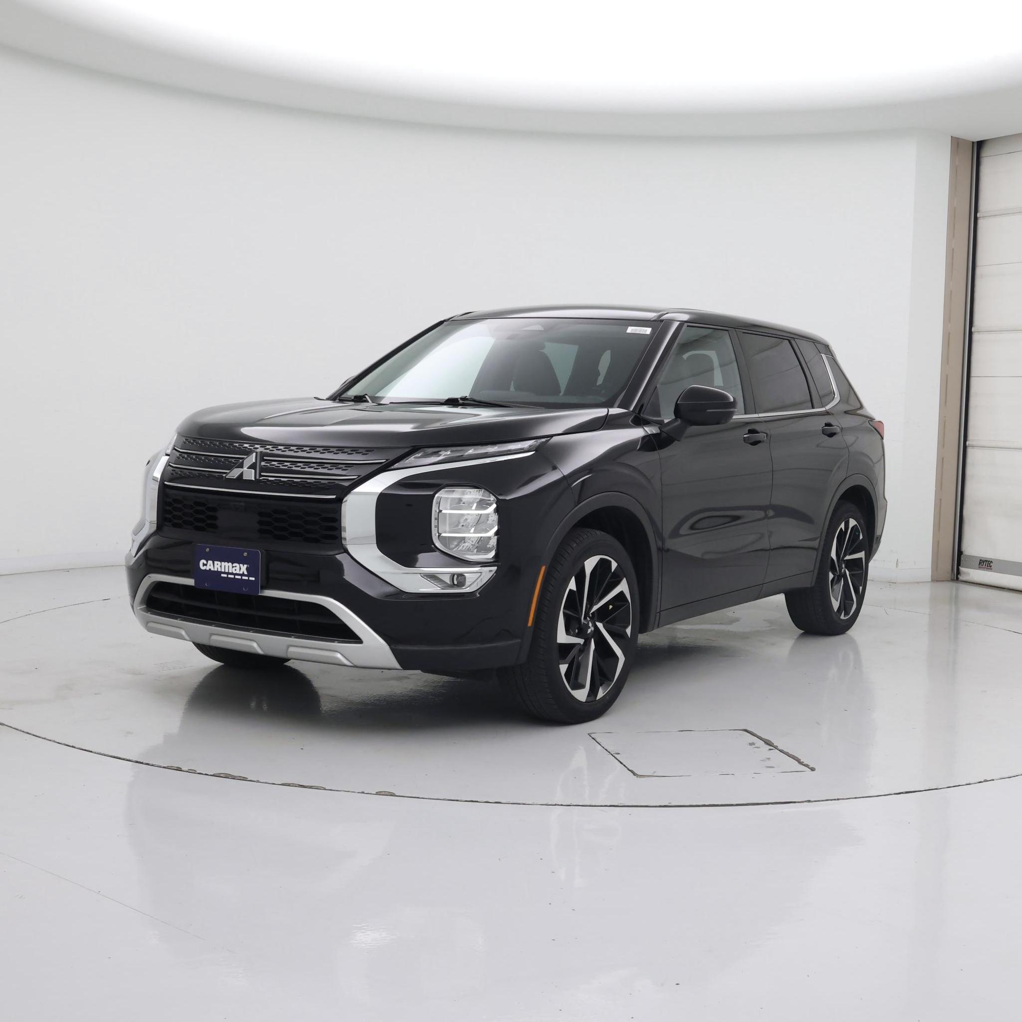 Thumbnail: 2022 Mitsubishi Outlander - 4