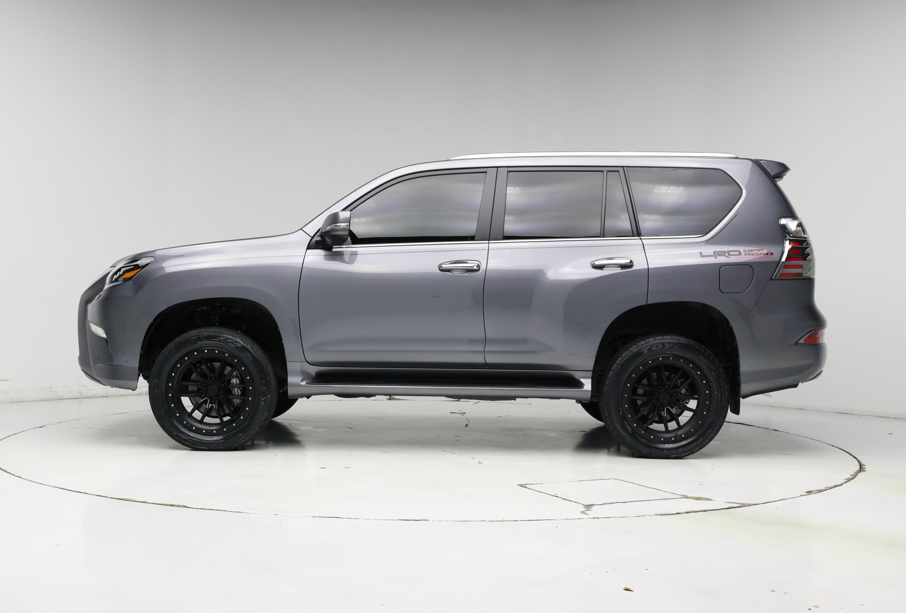 Thumbnail: 2023 Lexus GX - 3