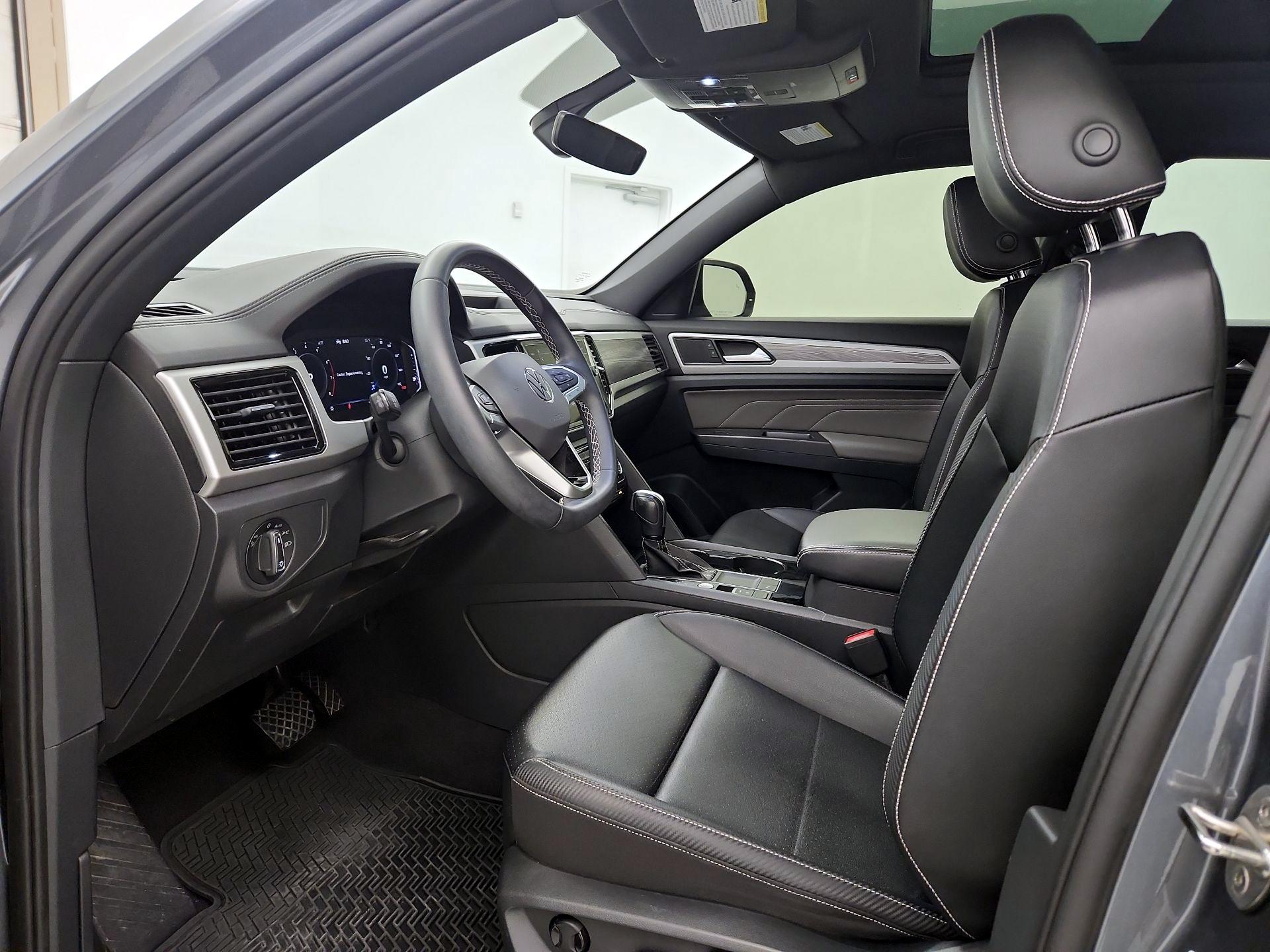 Thumbnail: 2023 Volkswagen Atlas - 11