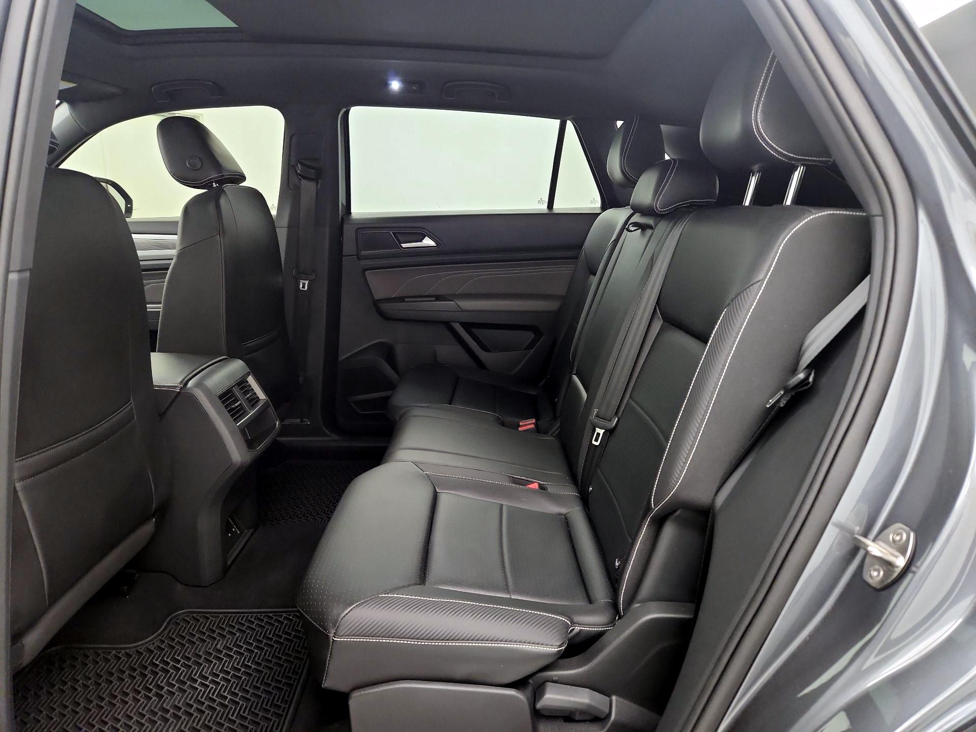 Thumbnail: 2023 Volkswagen Atlas - 20