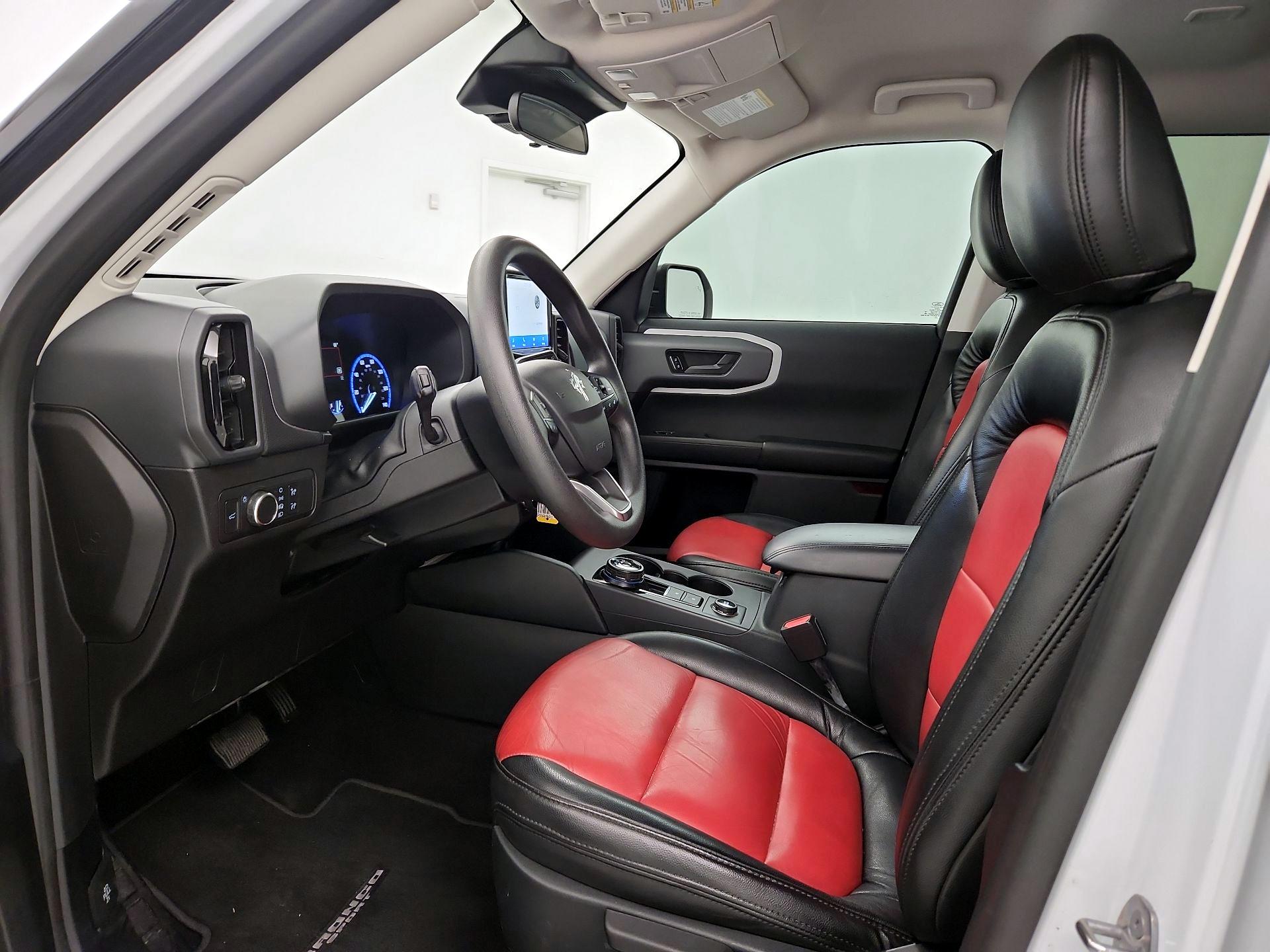 Thumbnail: 2021 Ford Bronco Sport - 11