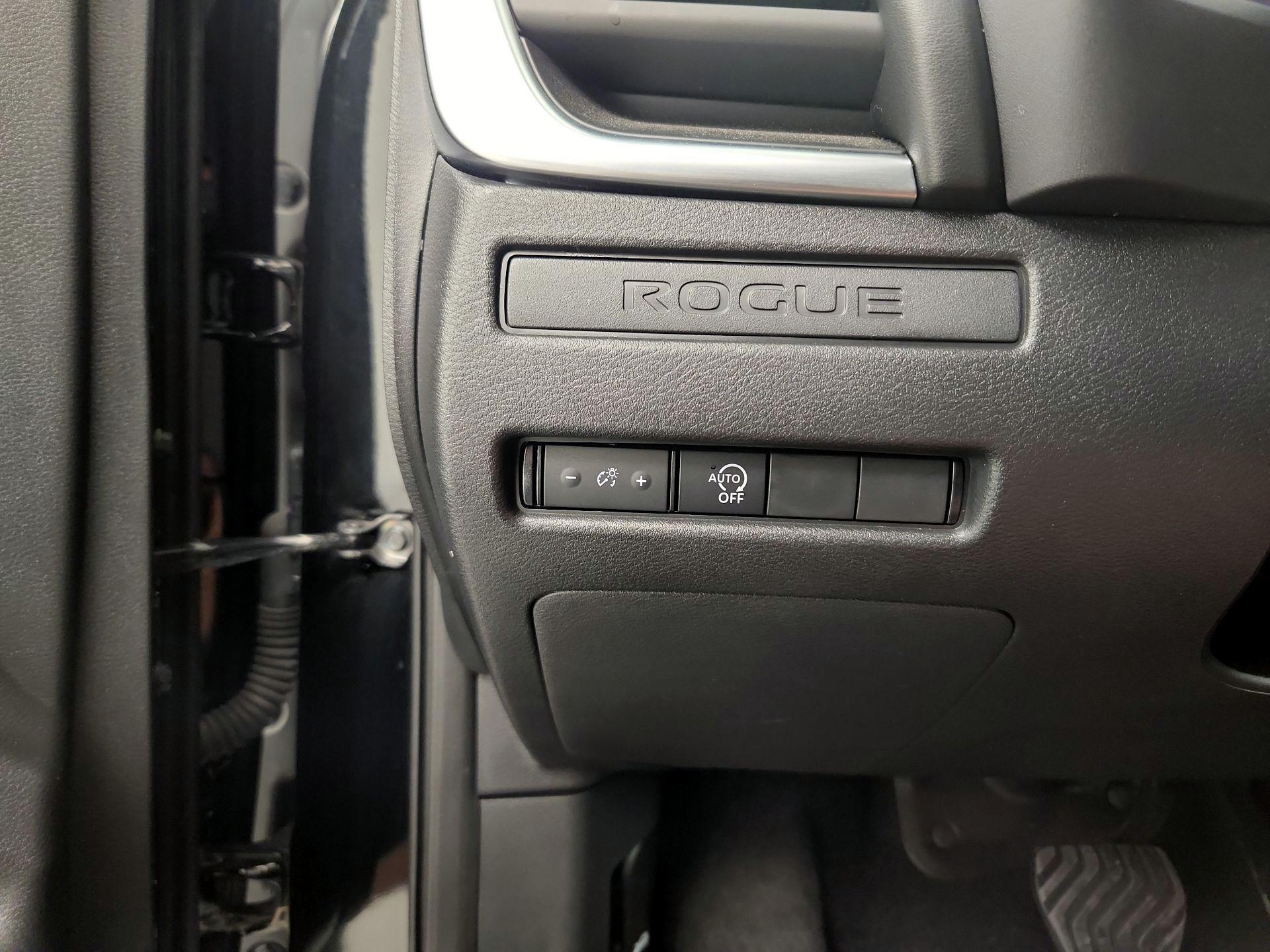 Thumbnail: 2023 Nissan Rogue - 13