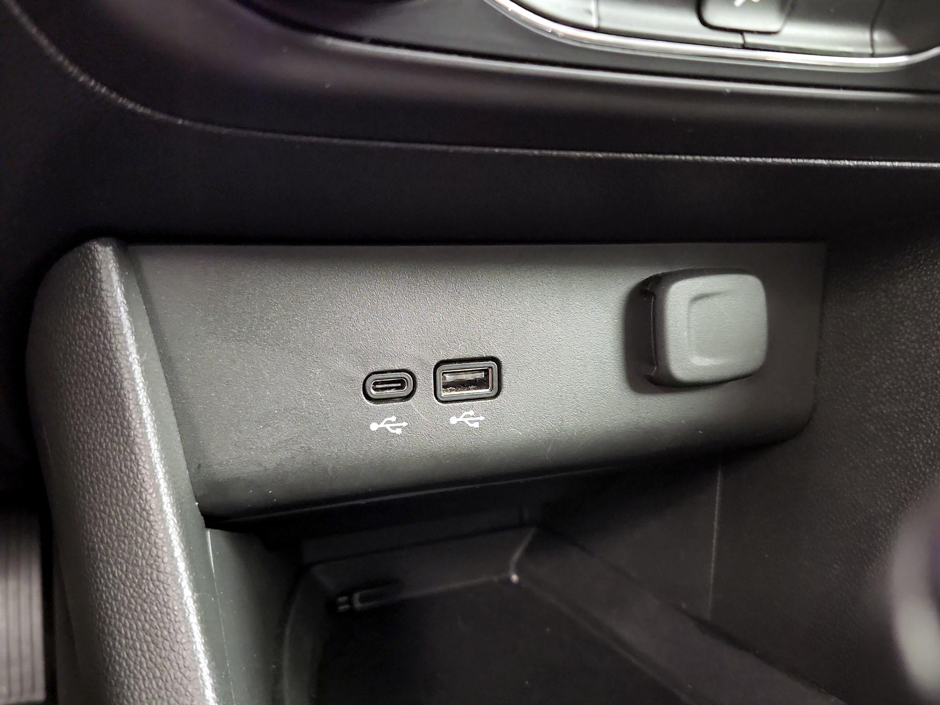 Thumbnail: 2024 Buick Encore GX - 18