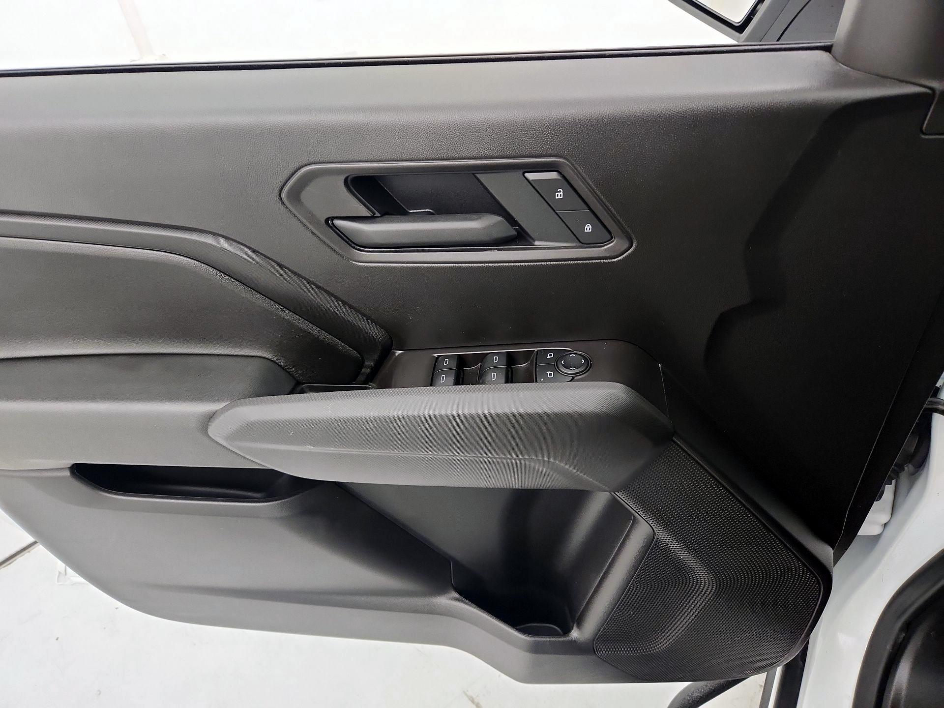 Thumbnail: 2025 Chevrolet Colorado - 12