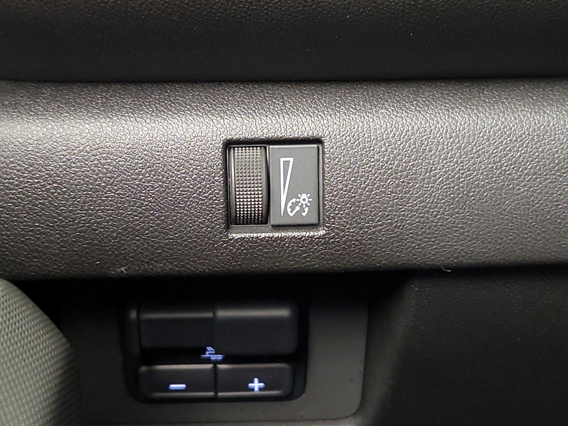 Thumbnail: 2025 Chevrolet Colorado - 13