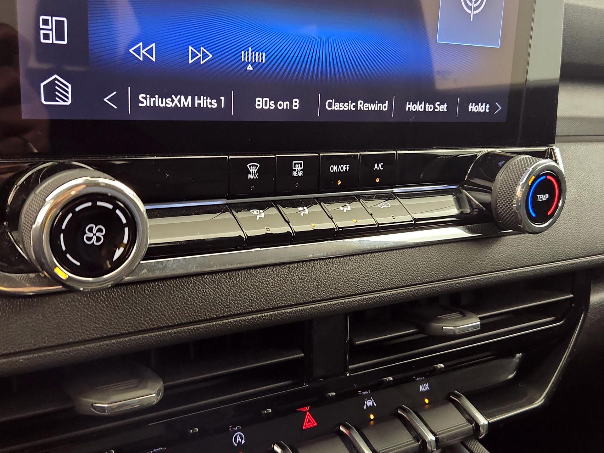 Thumbnail: 2025 Chevrolet Colorado - 17