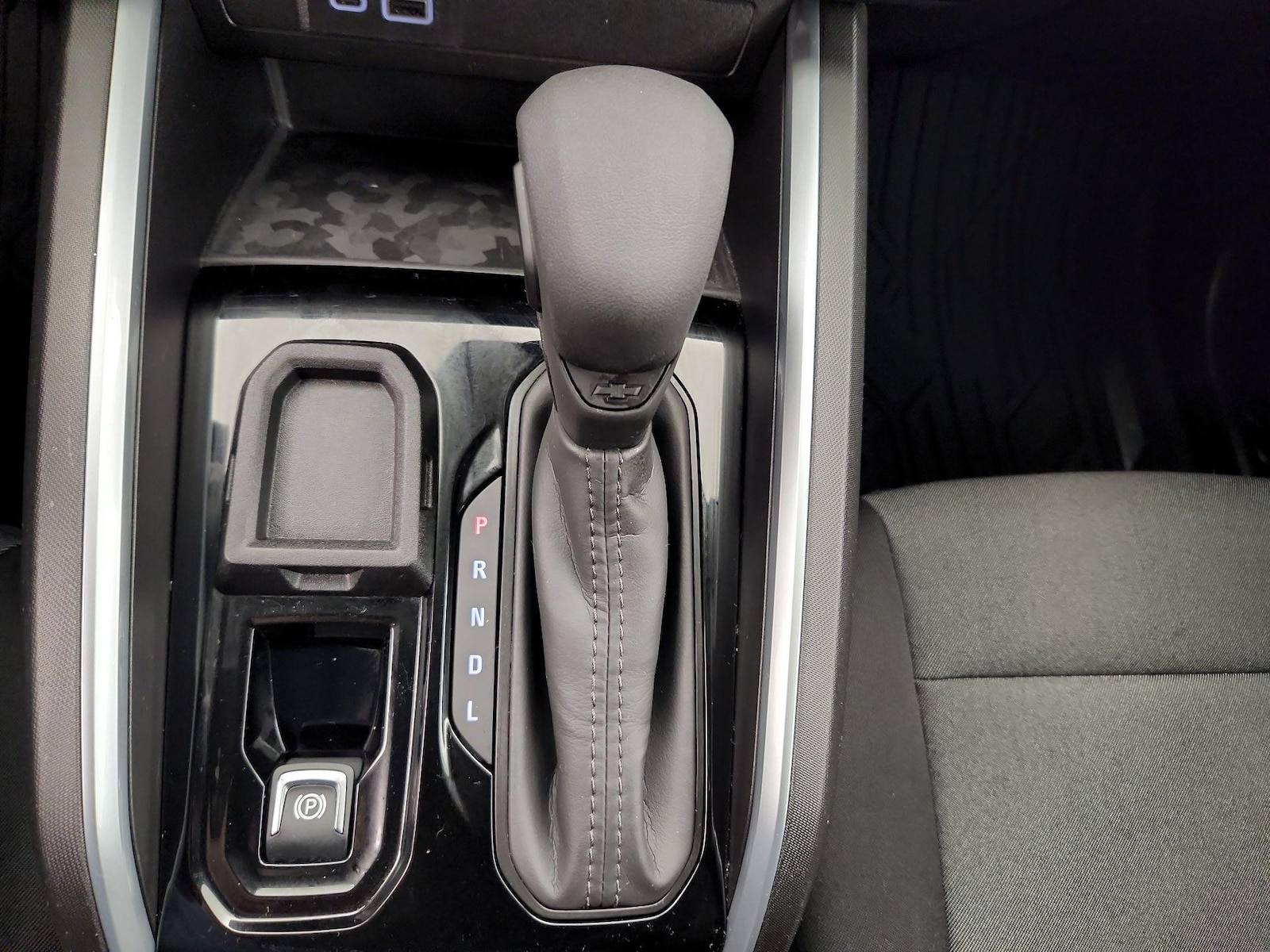 2025 Chevrolet Colorado Work Truck - Photo 19