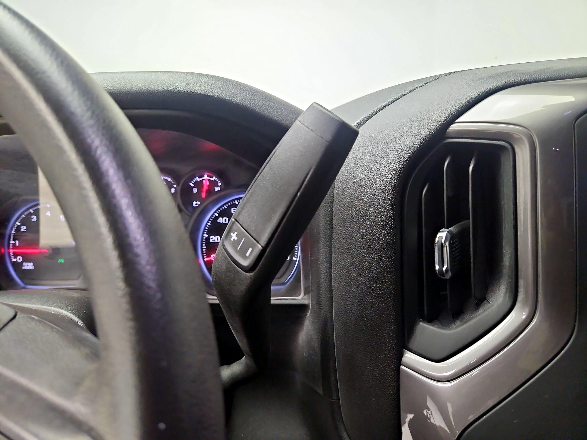 Thumbnail: 2020 Chevrolet Silverado 1500 - 17