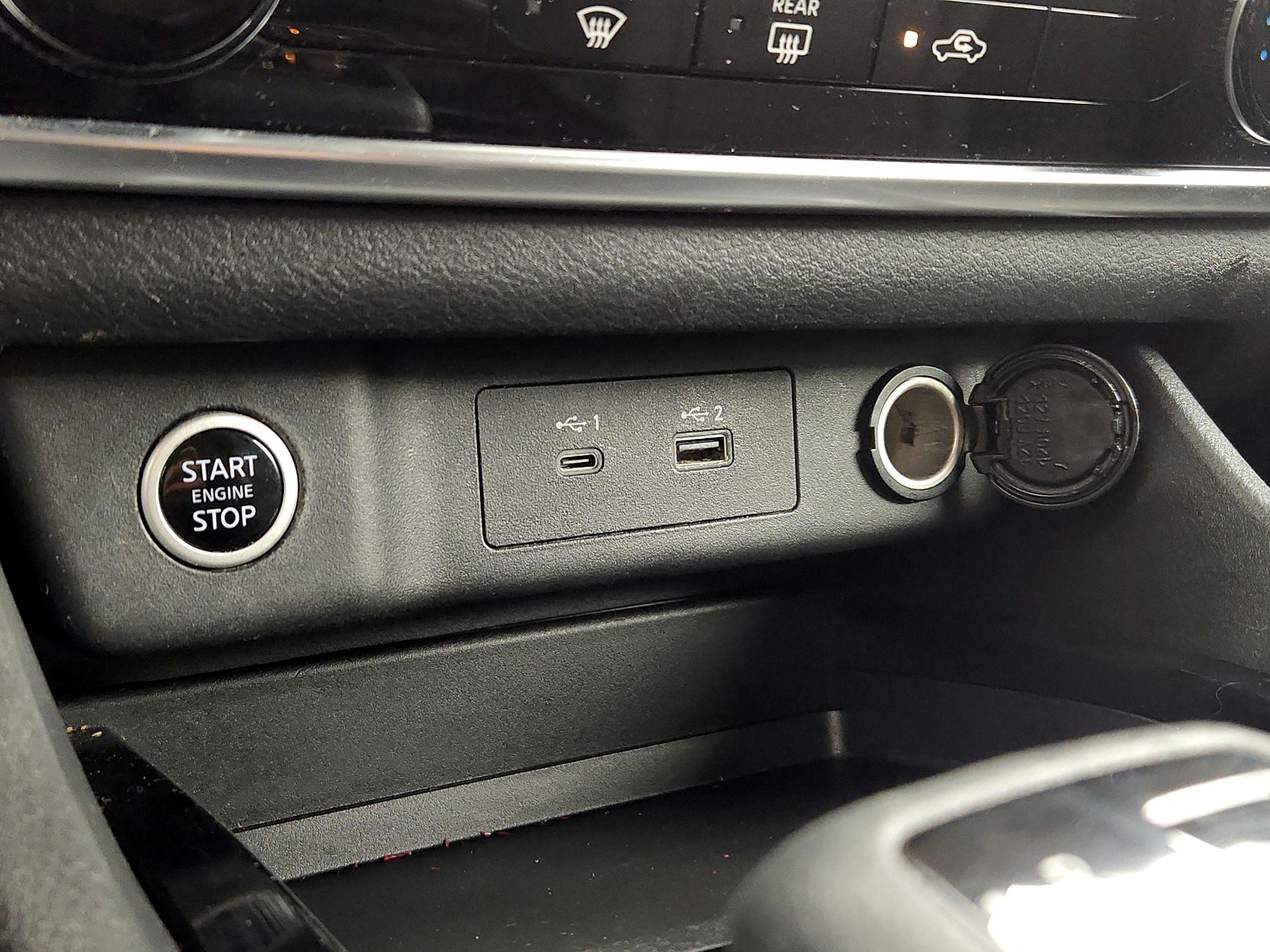 Thumbnail: 2022 Nissan Rogue - 17