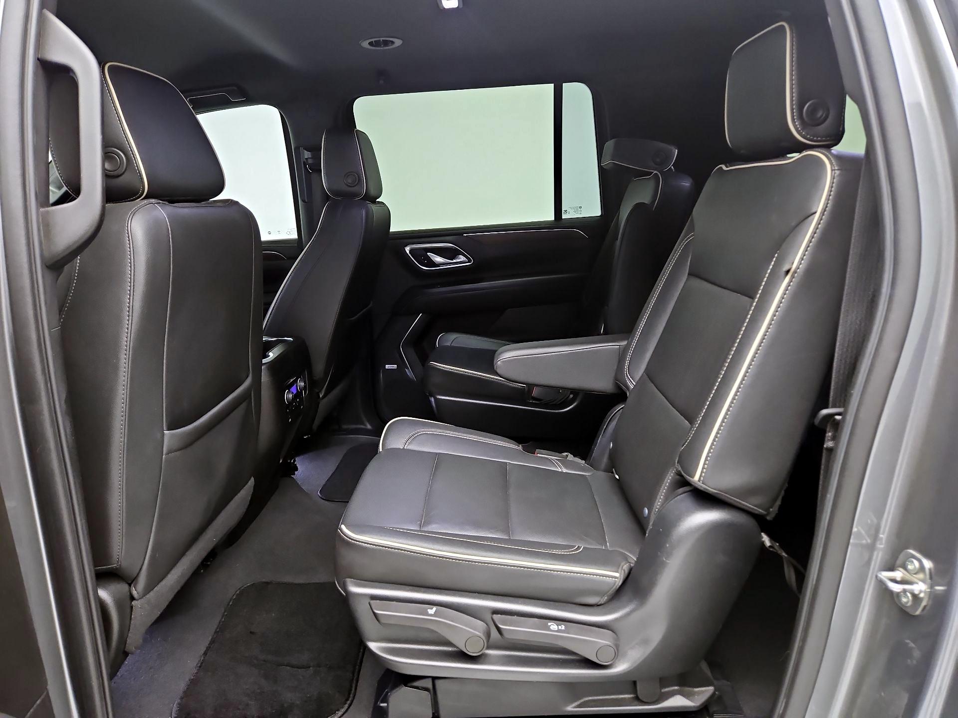 Thumbnail: 2022 Chevrolet Suburban - 20