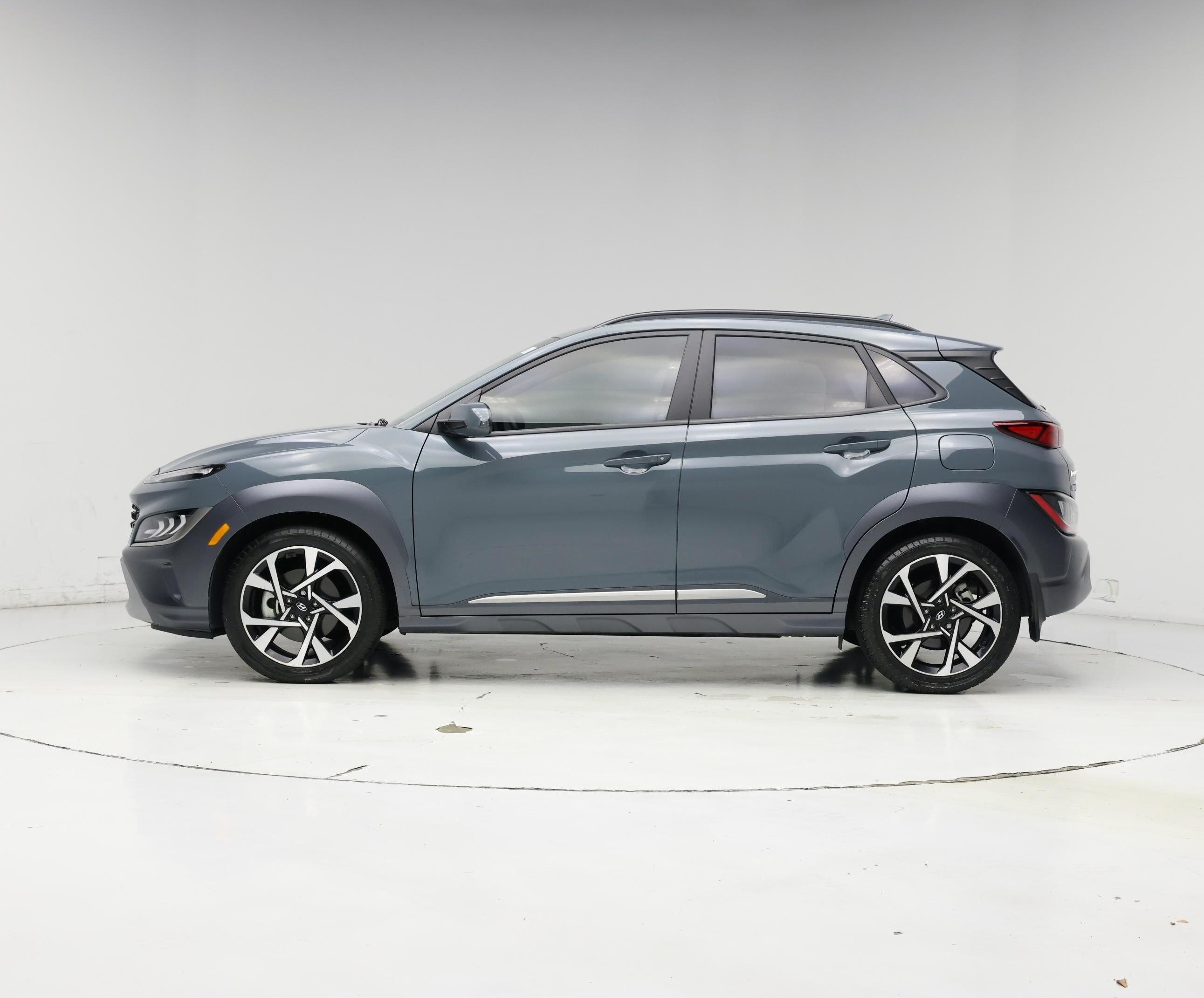 Thumbnail: 2022 Hyundai Kona - 3