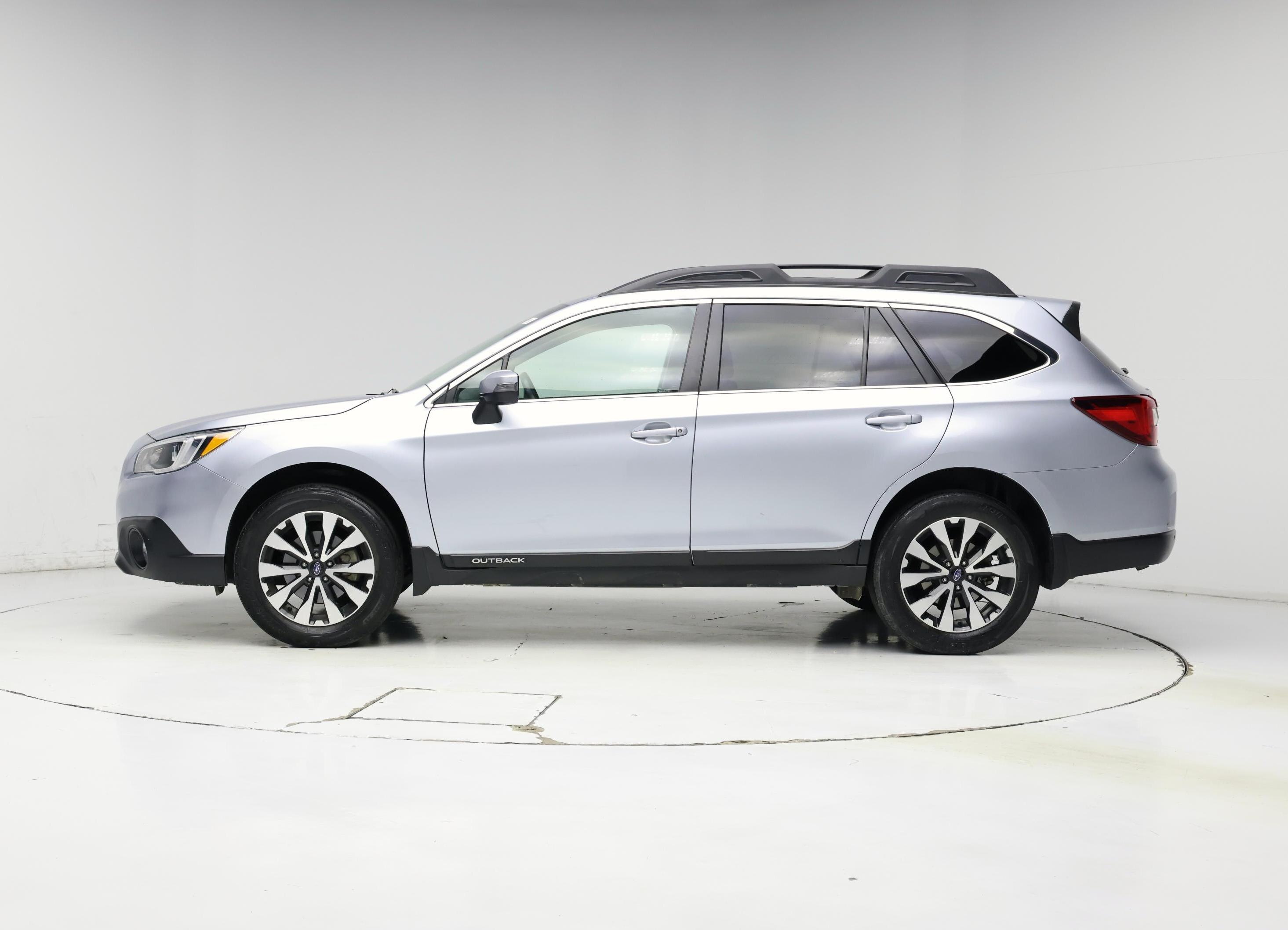 Thumbnail: 2017 Subaru Outback - 3