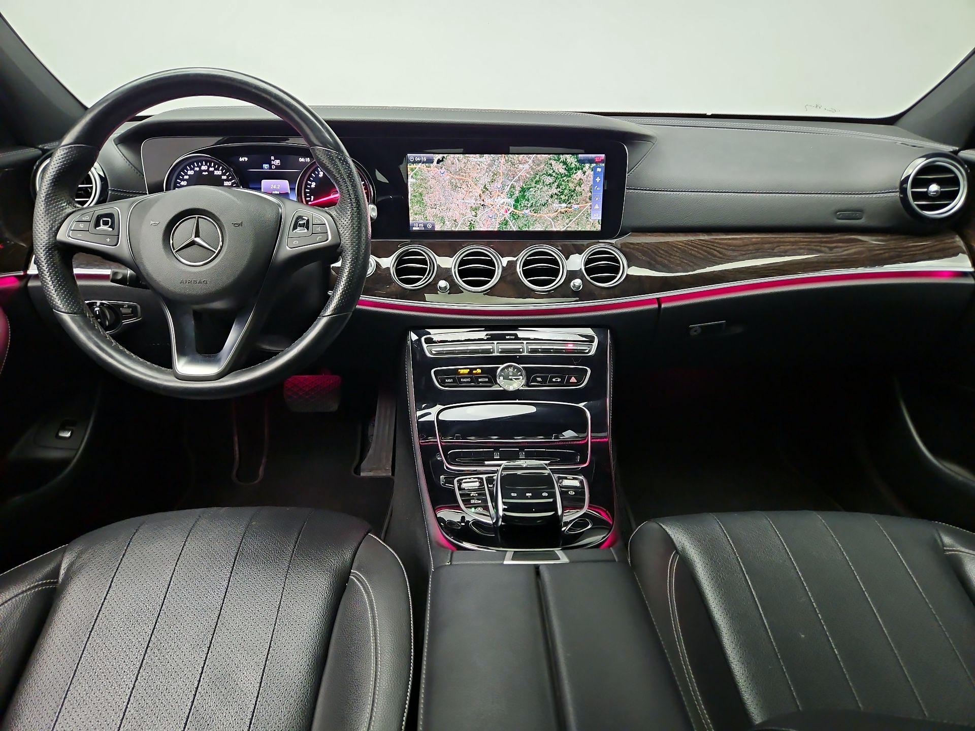 Thumbnail: 2017 Mercedes-Benz E-Class - 9