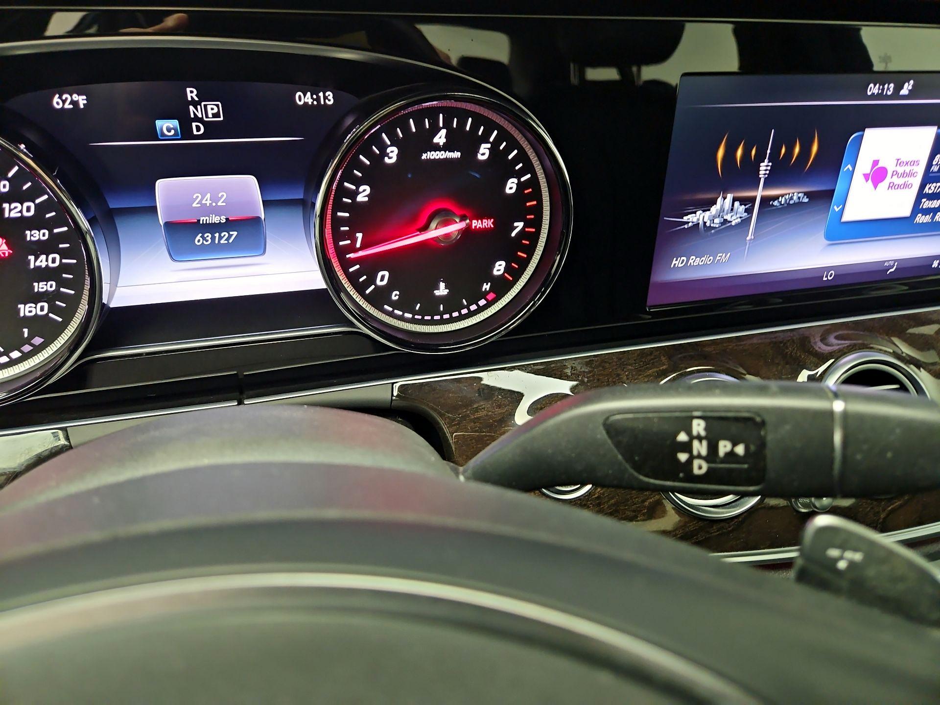 Thumbnail: 2017 Mercedes-Benz E-Class - 18