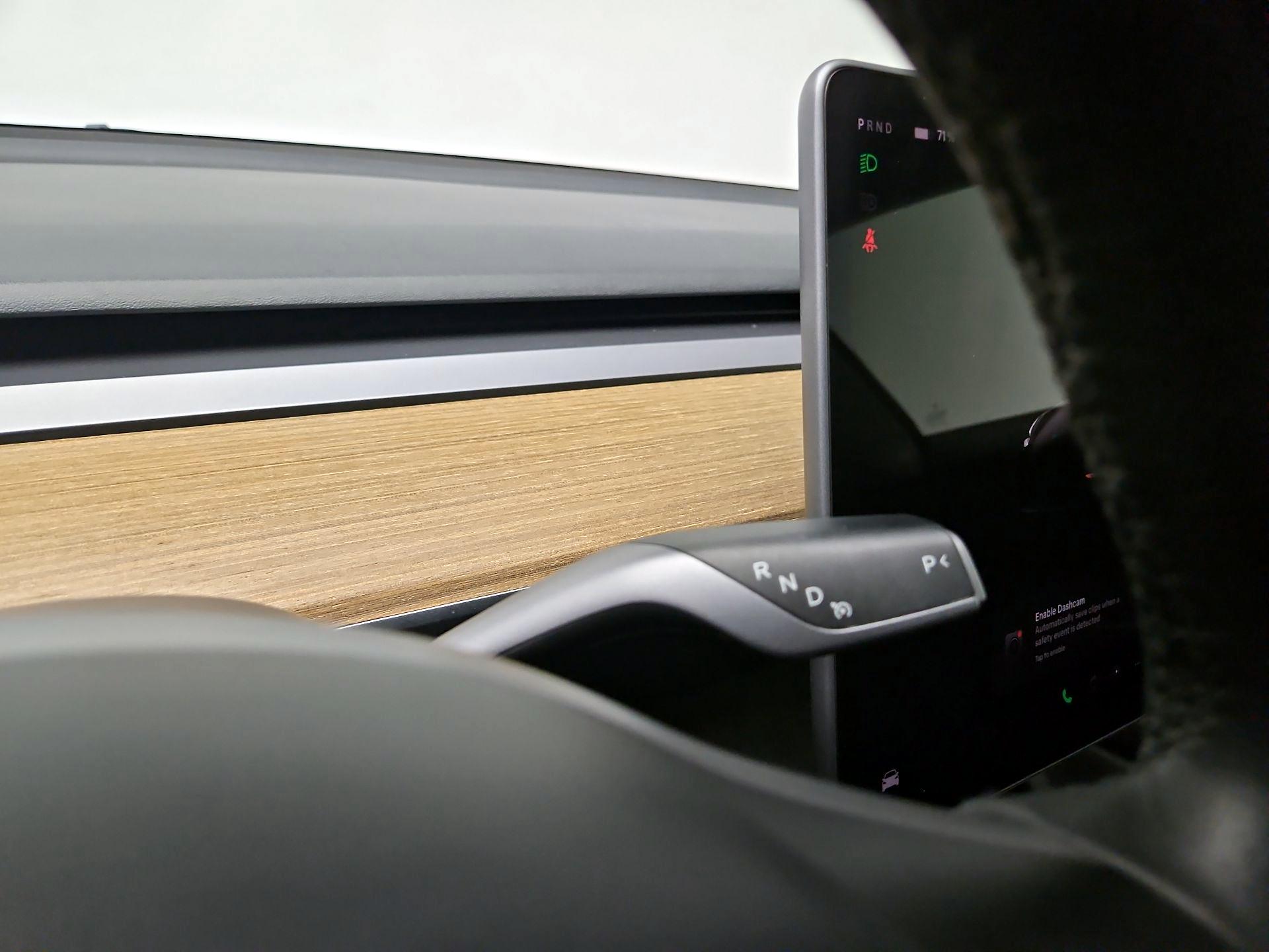 Thumbnail: 2023 Tesla Model 3 - 17