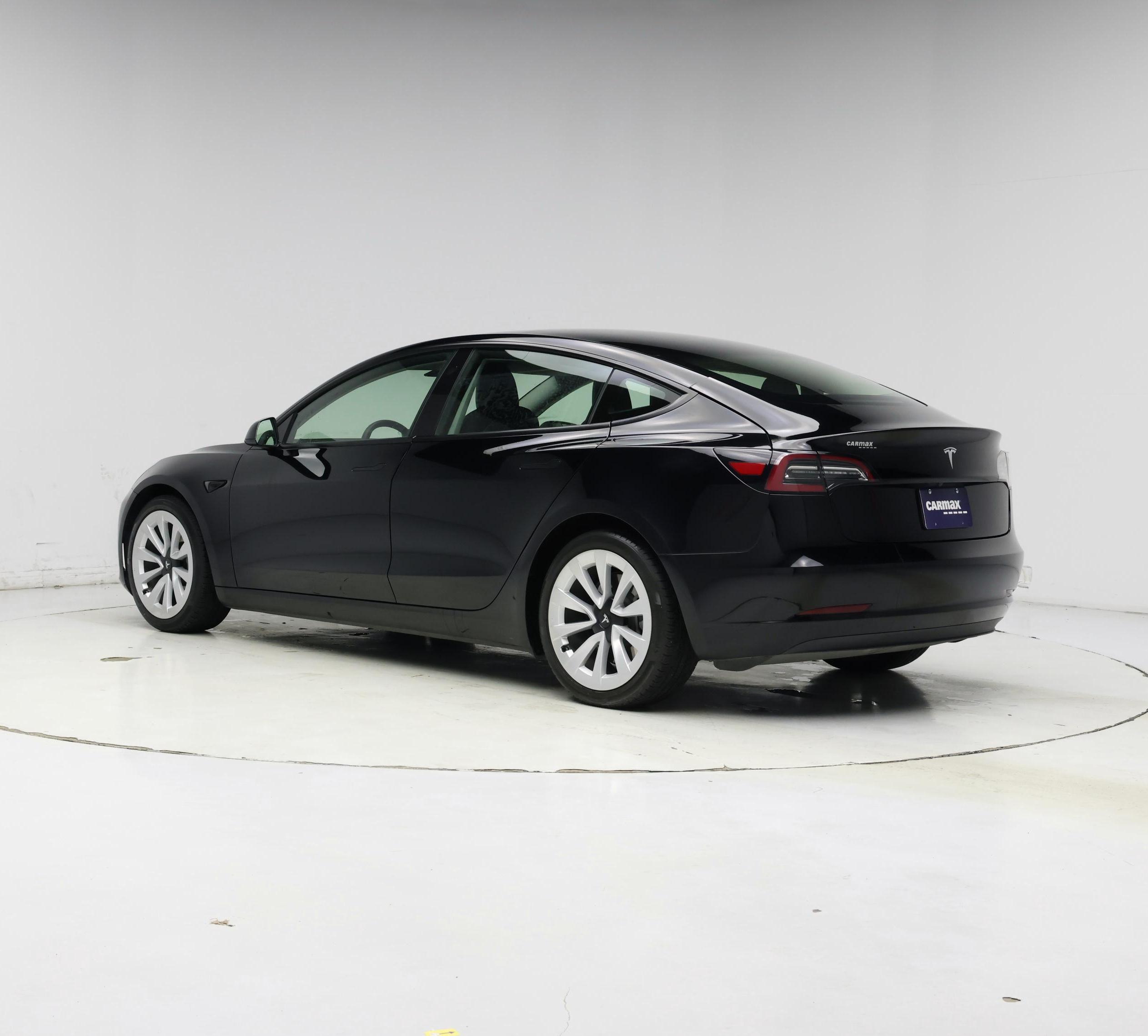 Thumbnail: 2023 Tesla Model 3 - 2