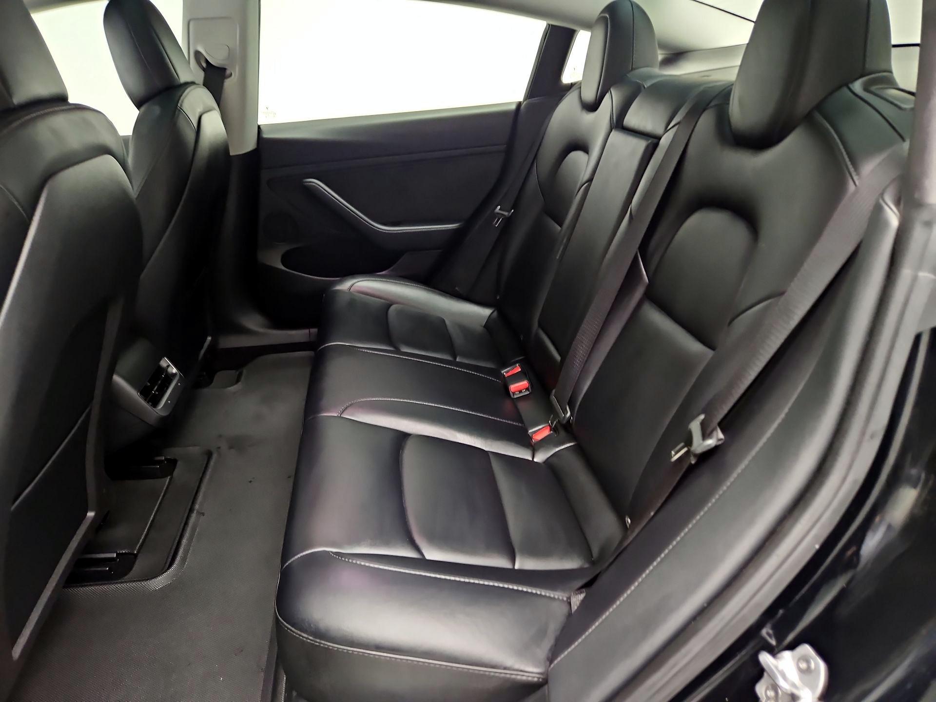 Thumbnail: 2023 Tesla Model 3 - 20