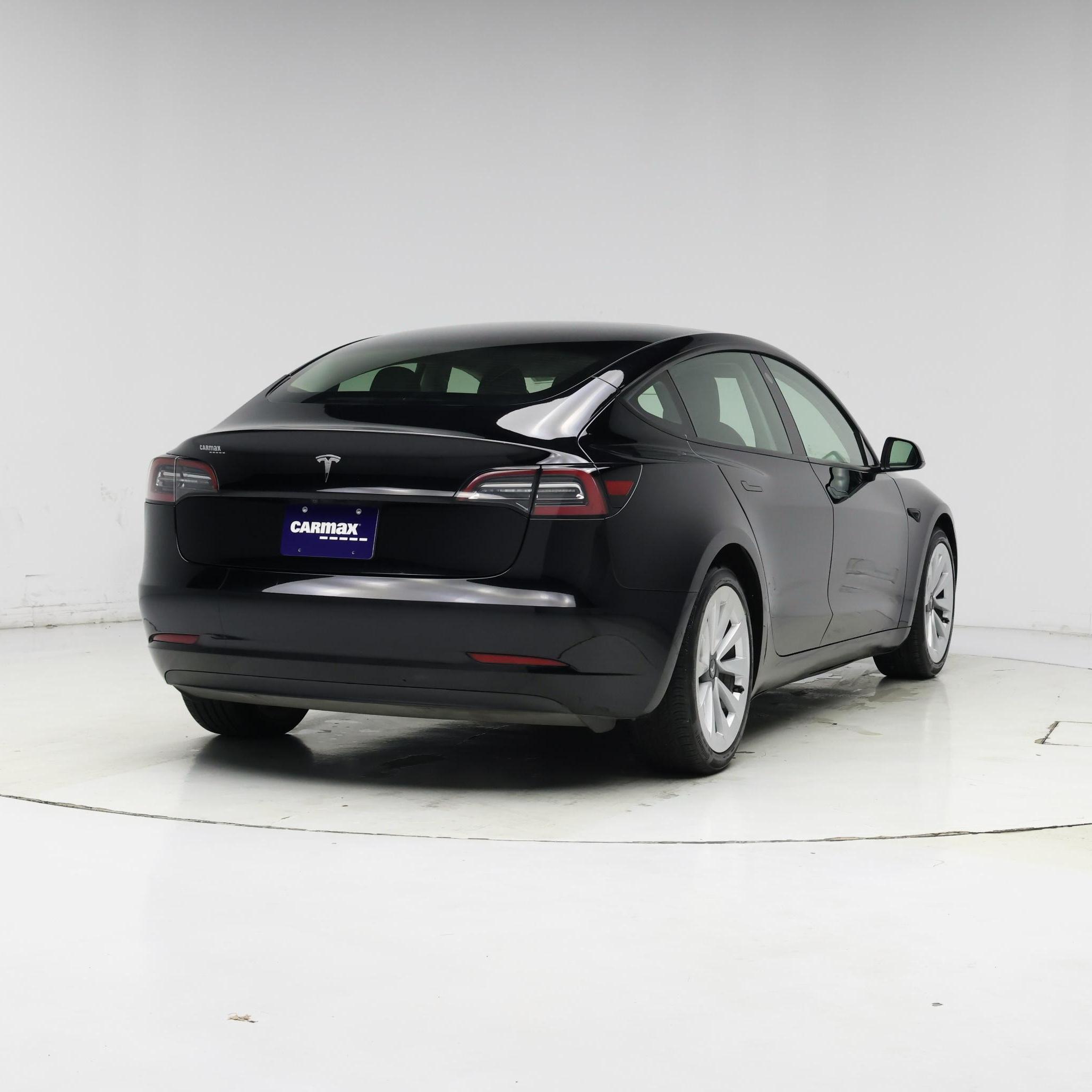 Thumbnail: 2023 Tesla Model 3 - 8