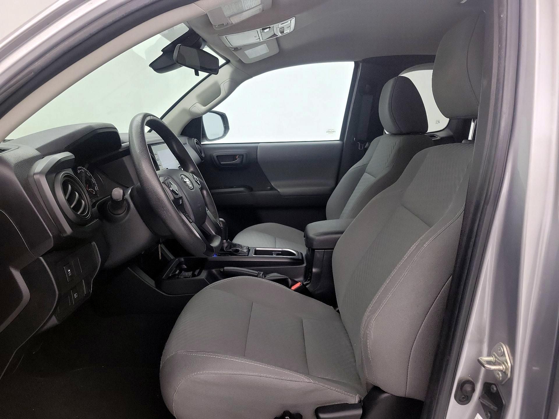 Thumbnail: 2020 Toyota Tacoma - 11