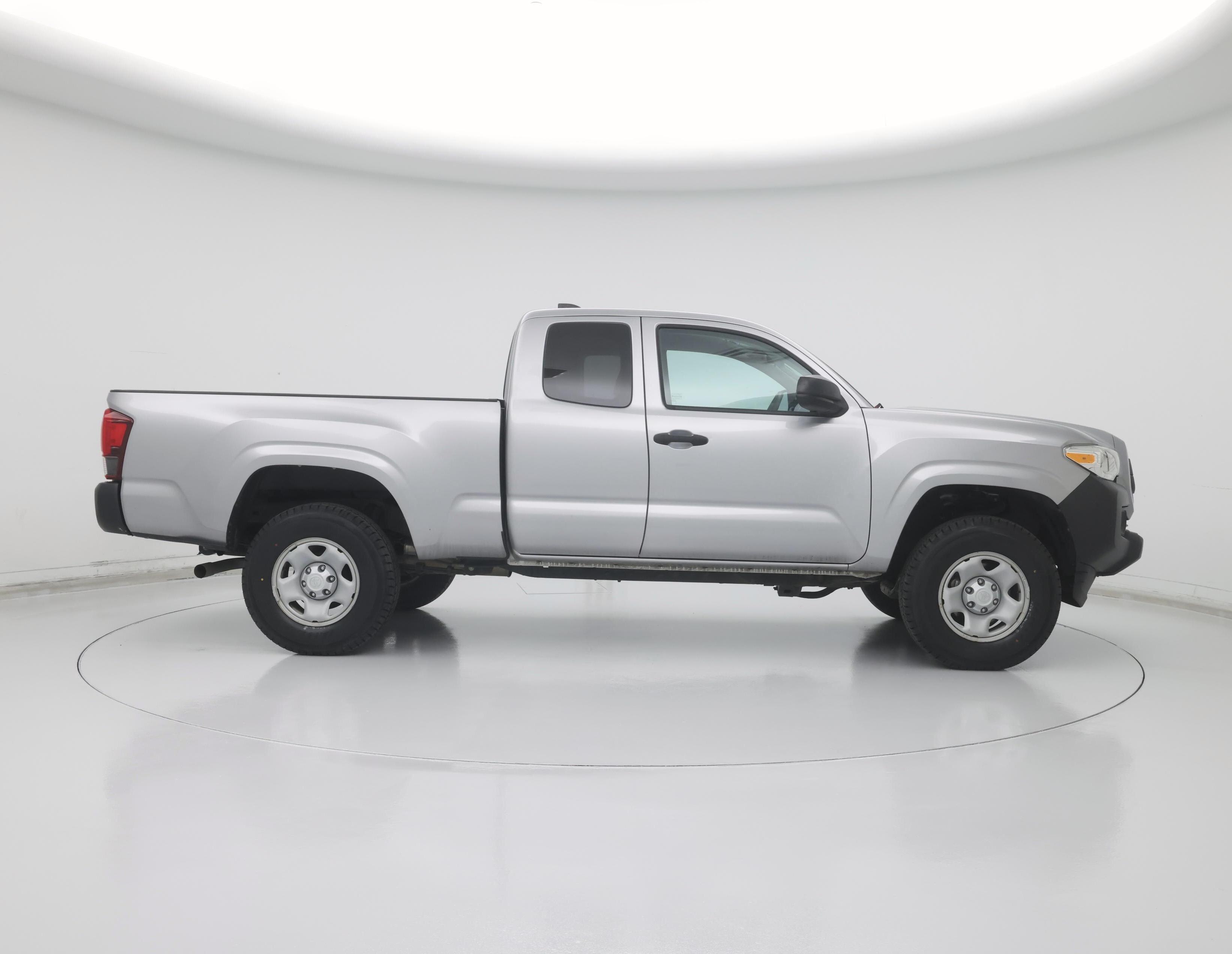 Thumbnail: 2020 Toyota Tacoma - 7