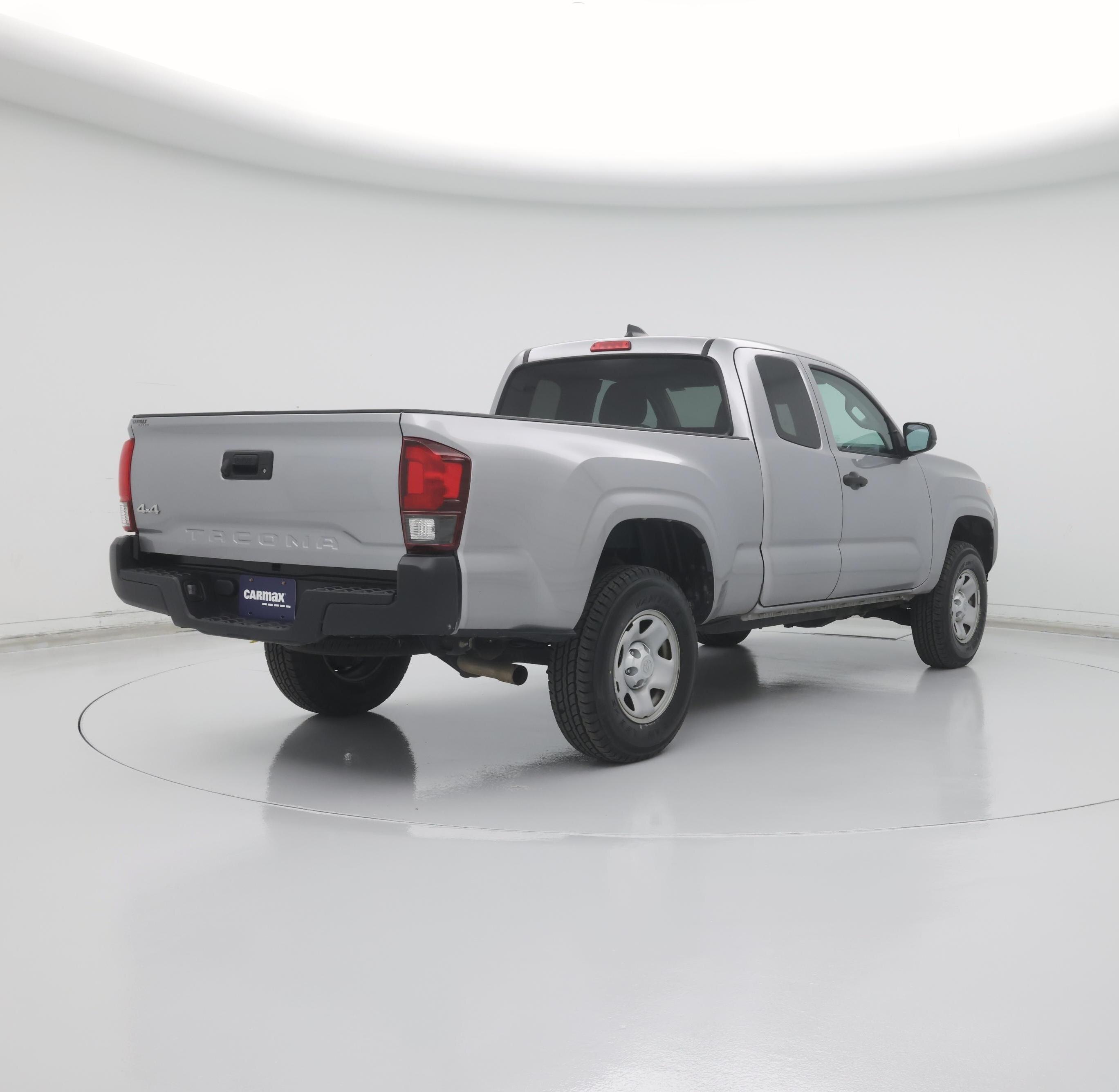 Thumbnail: 2020 Toyota Tacoma - 8