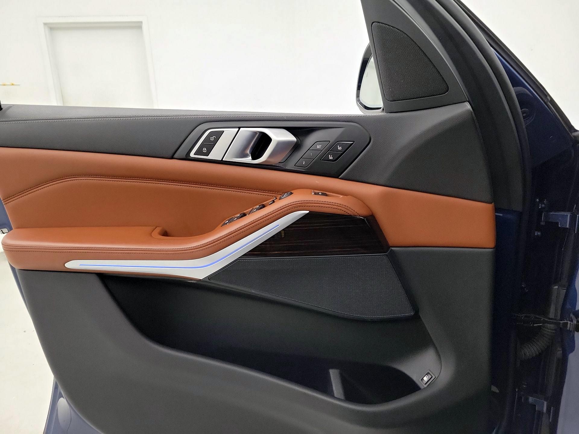 Thumbnail: 2021 BMW X5 - 12