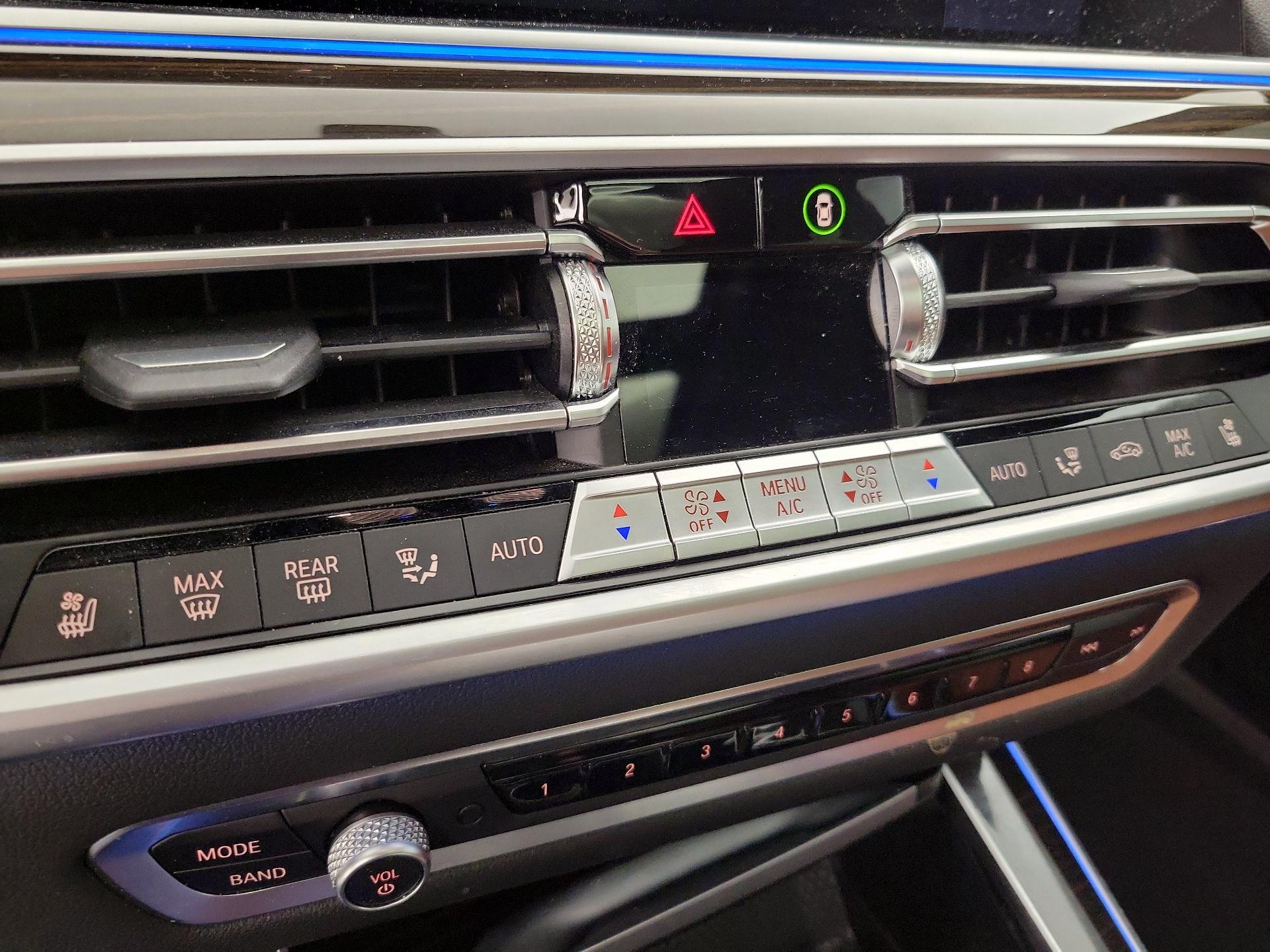 Thumbnail: 2021 BMW X5 - 17