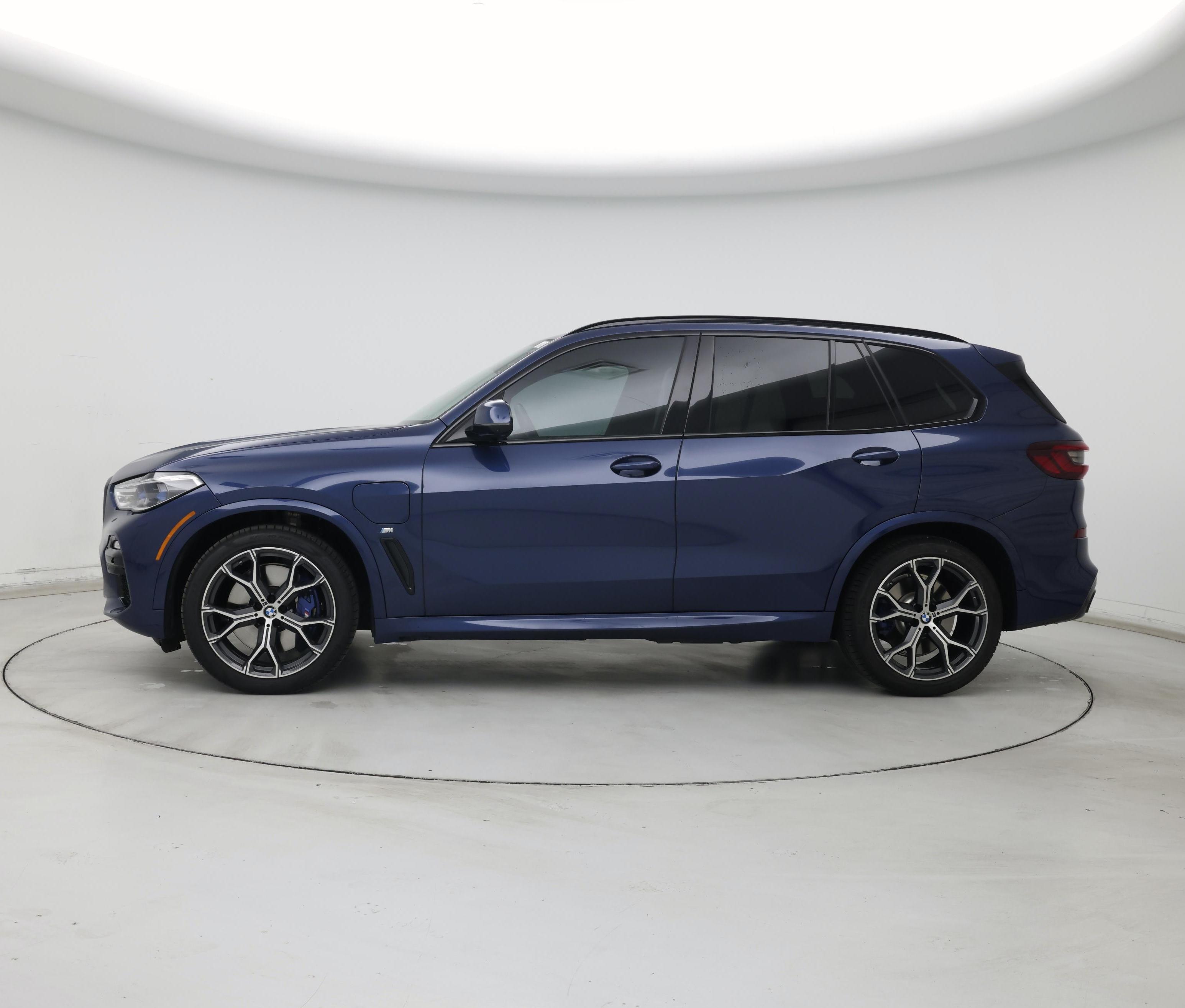 Thumbnail: 2021 BMW X5 - 3