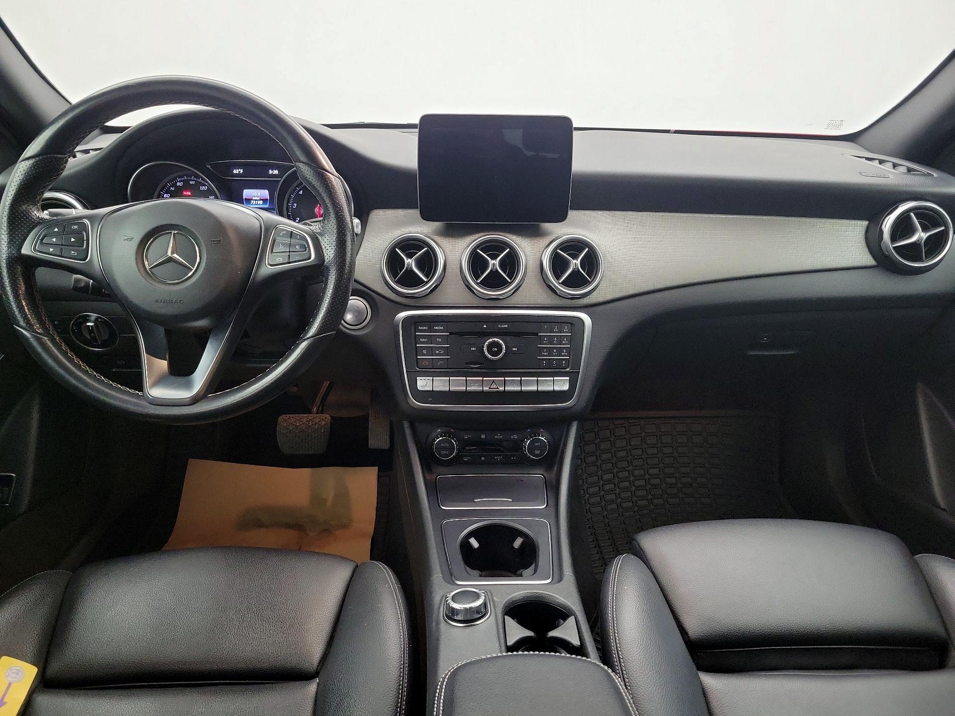 Thumbnail: 2018 Mercedes-Benz GLA - 9