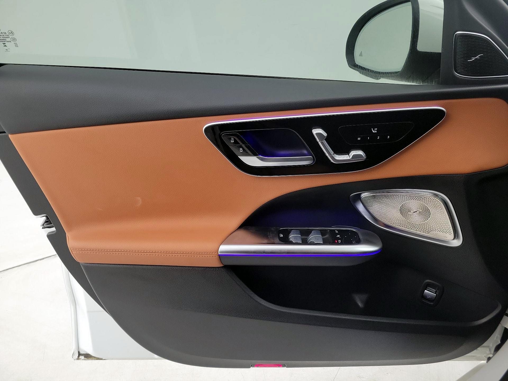 Thumbnail: 2023 Mercedes-Benz C-Class - 12