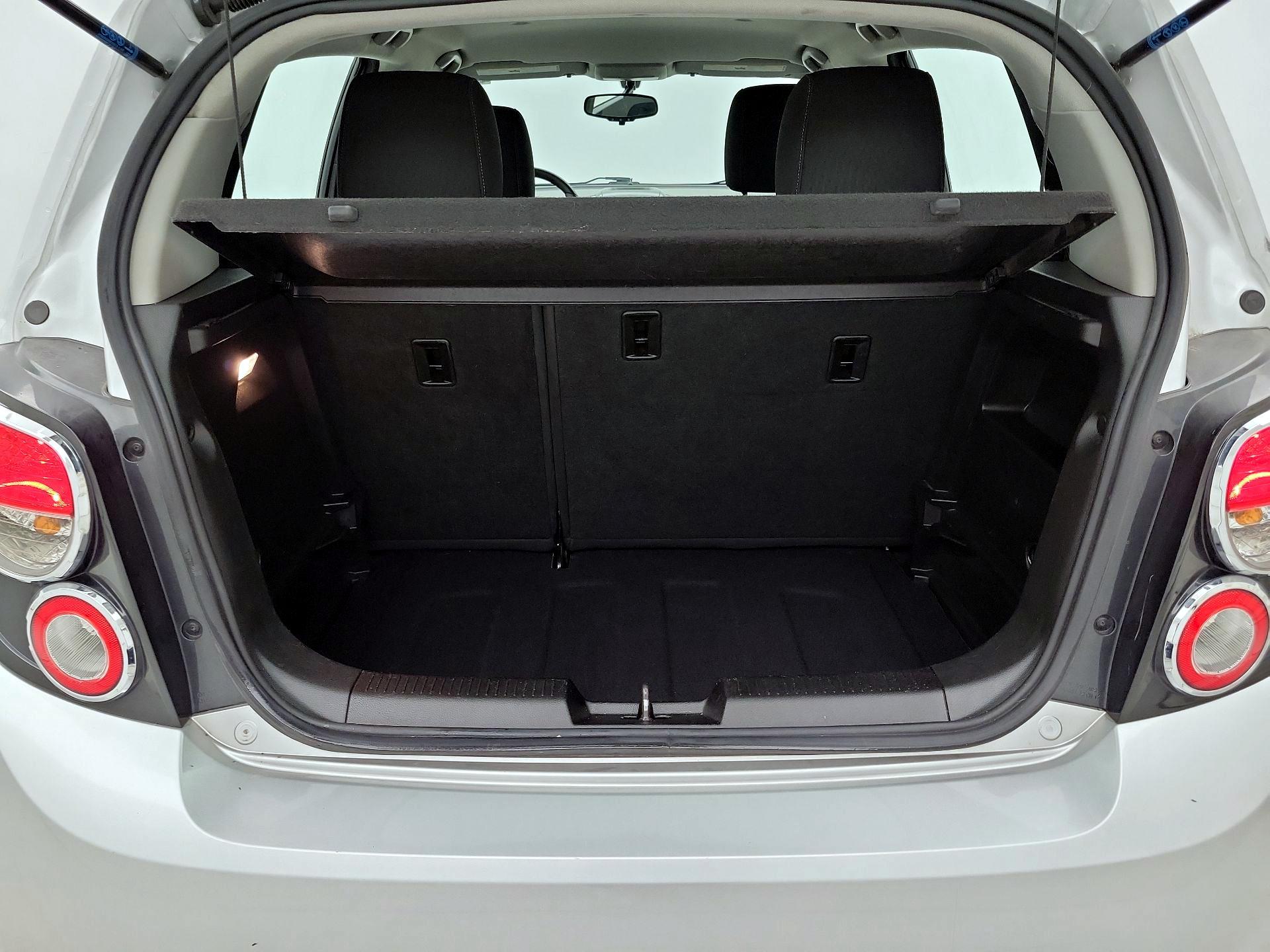 Thumbnail: 2015 Chevrolet Sonic - 20