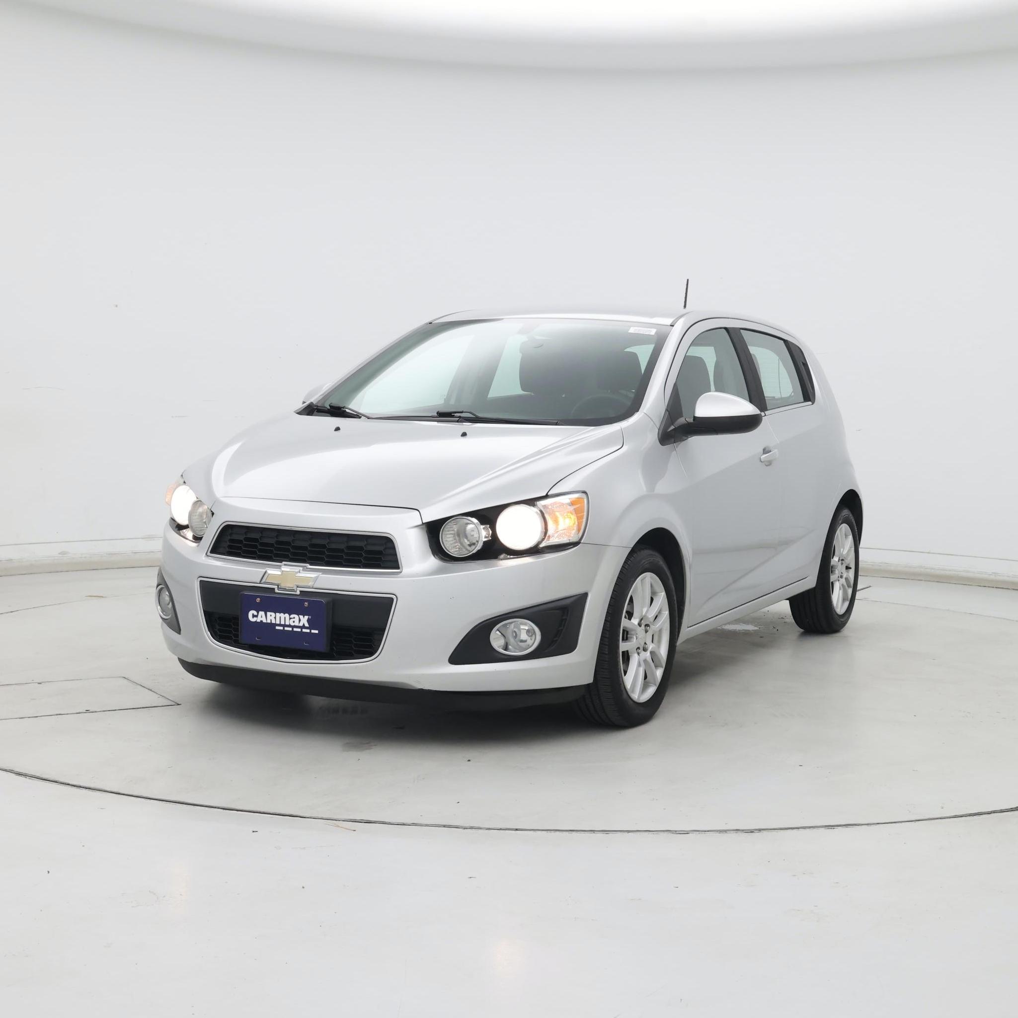 Thumbnail: 2015 Chevrolet Sonic - 4