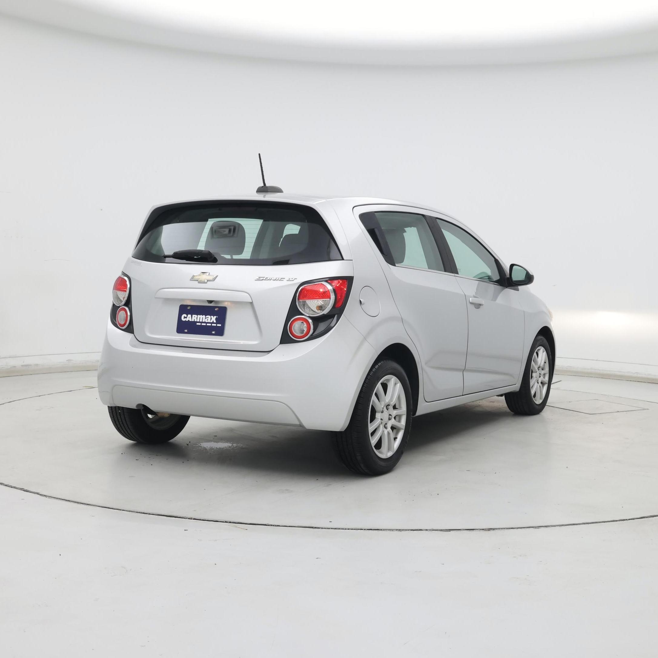 Thumbnail: 2015 Chevrolet Sonic - 8