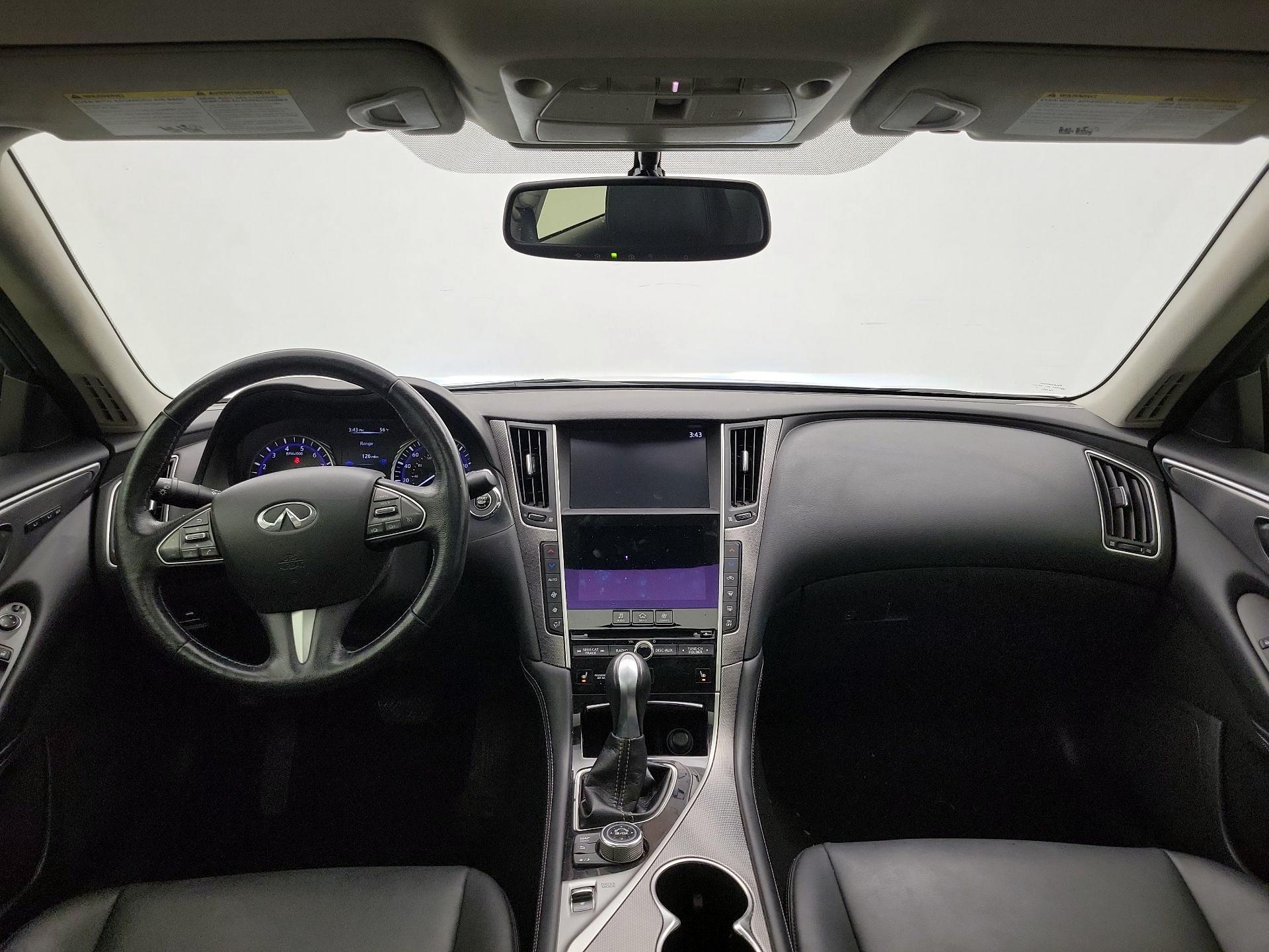 Thumbnail: 2016 INFINITI Q50 - 9