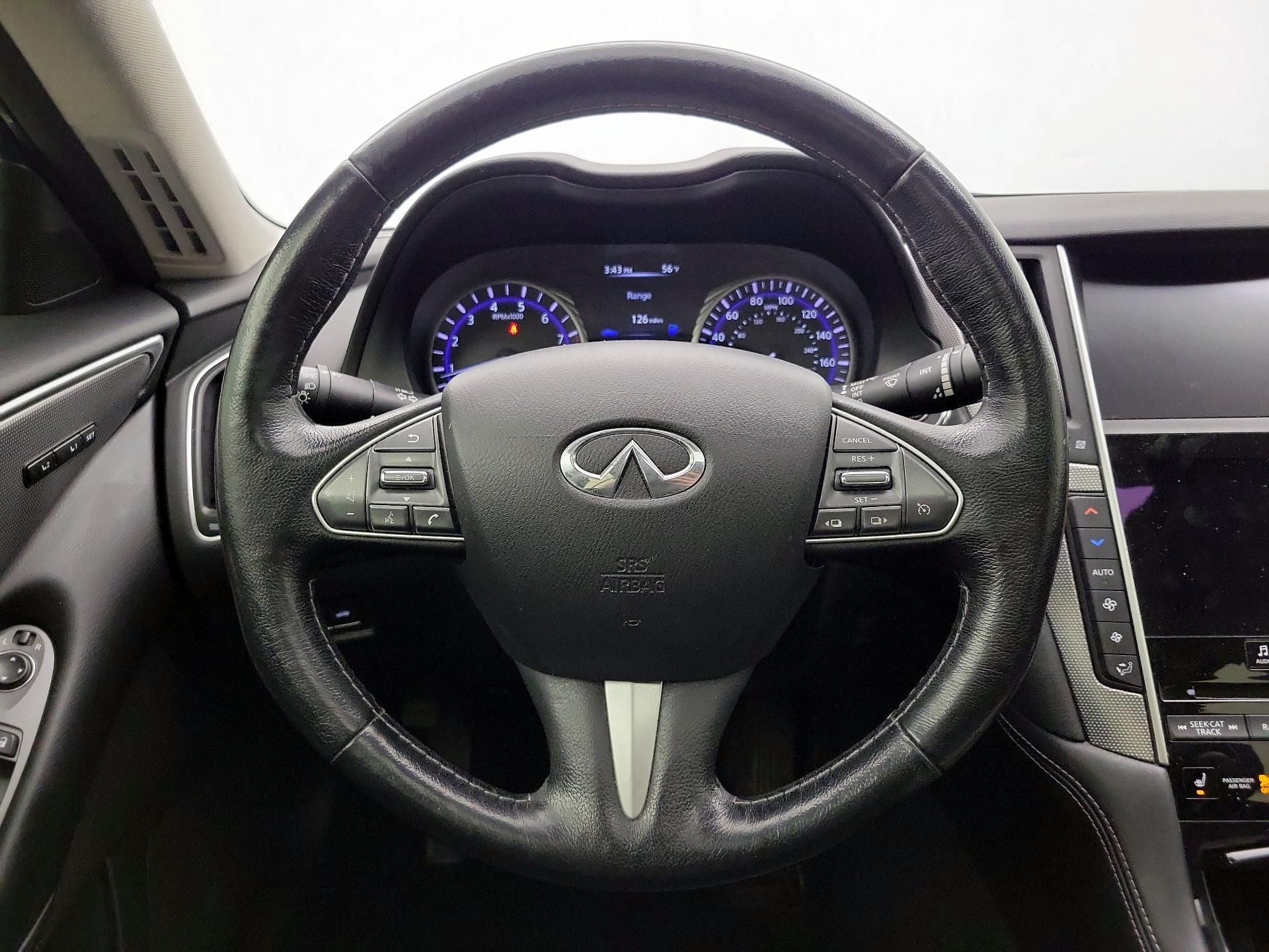 Thumbnail: 2016 INFINITI Q50 - 10